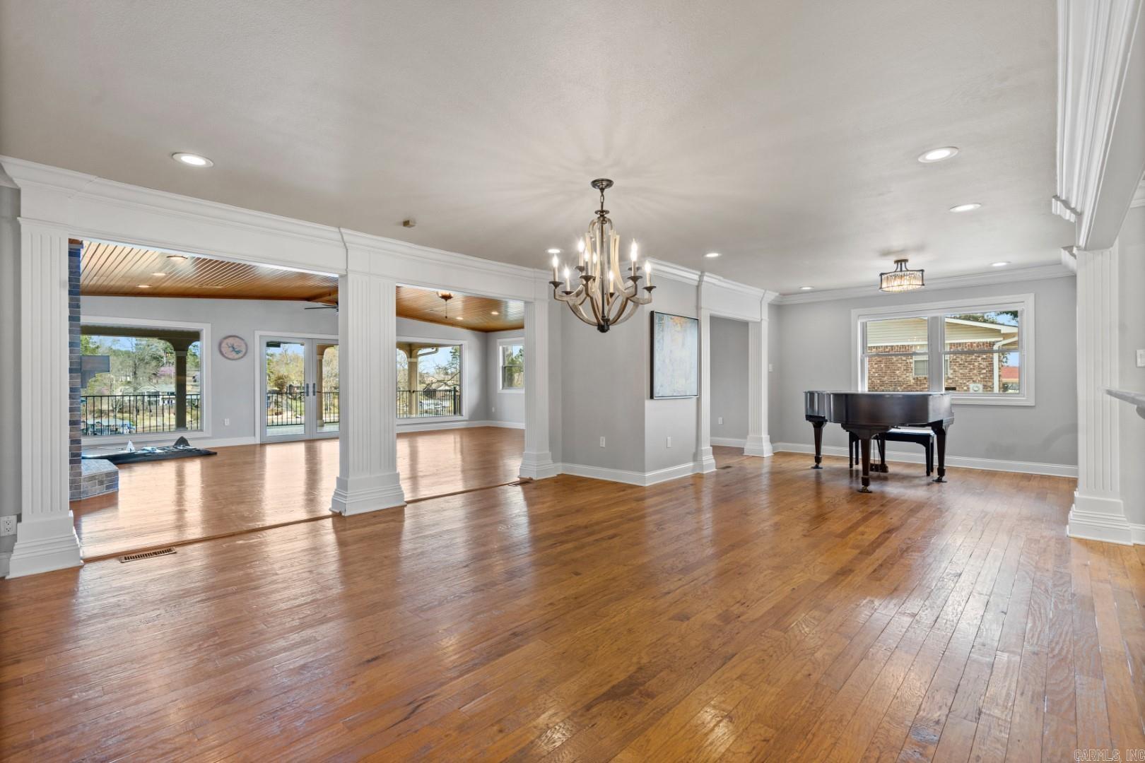 Lake Ridge Estates - Residential