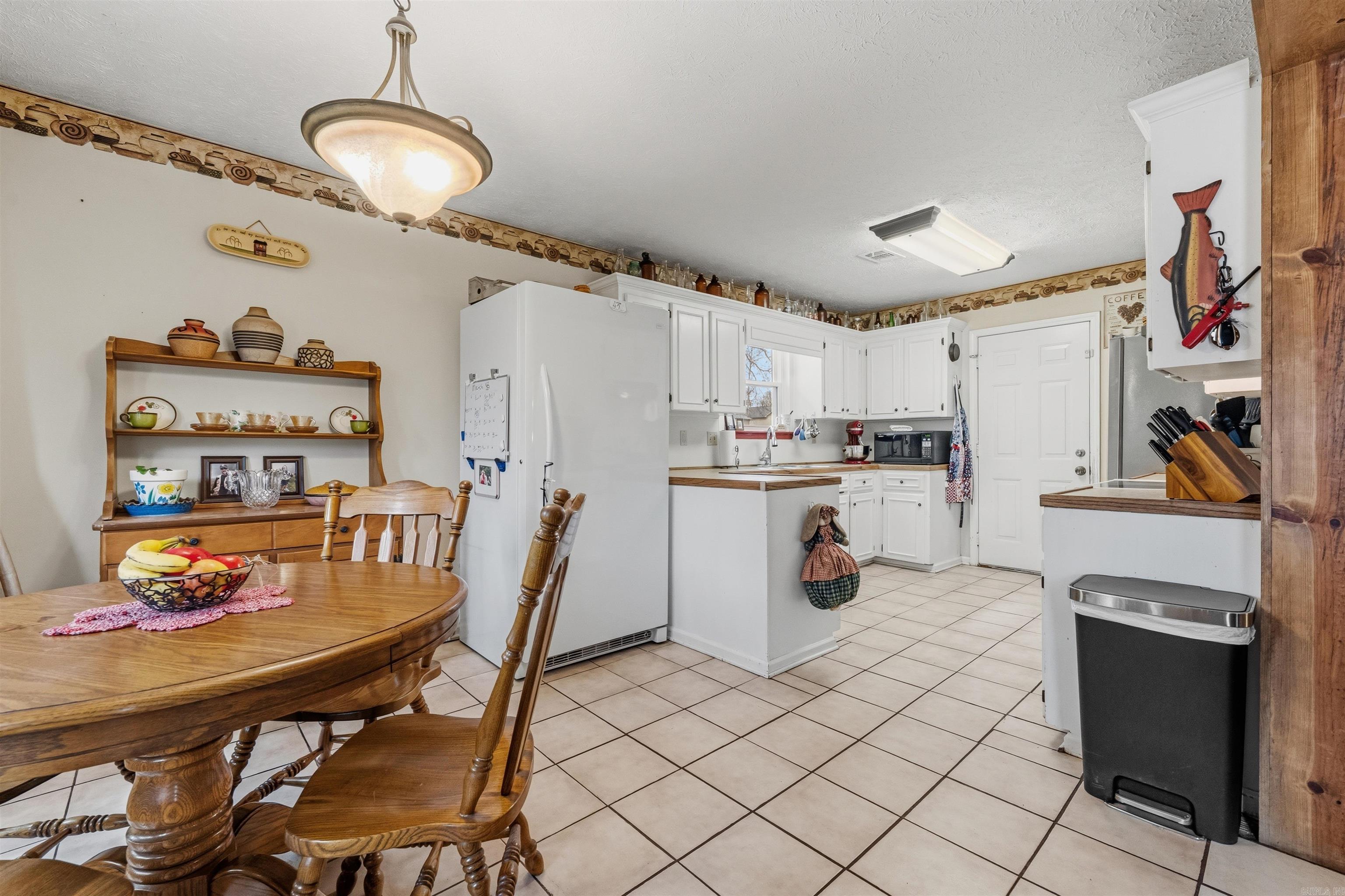 HIGH TIMBERS ADDN - Residential