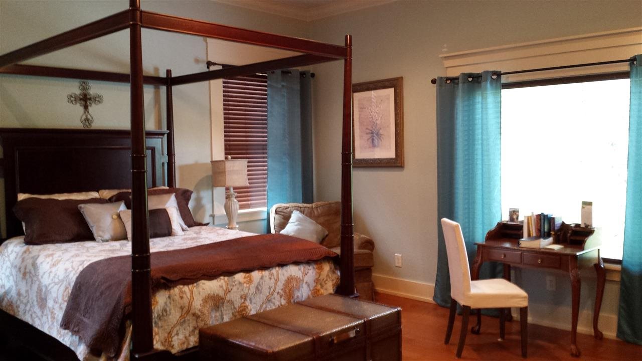 RIVER RIDGE ESTATES - Residential