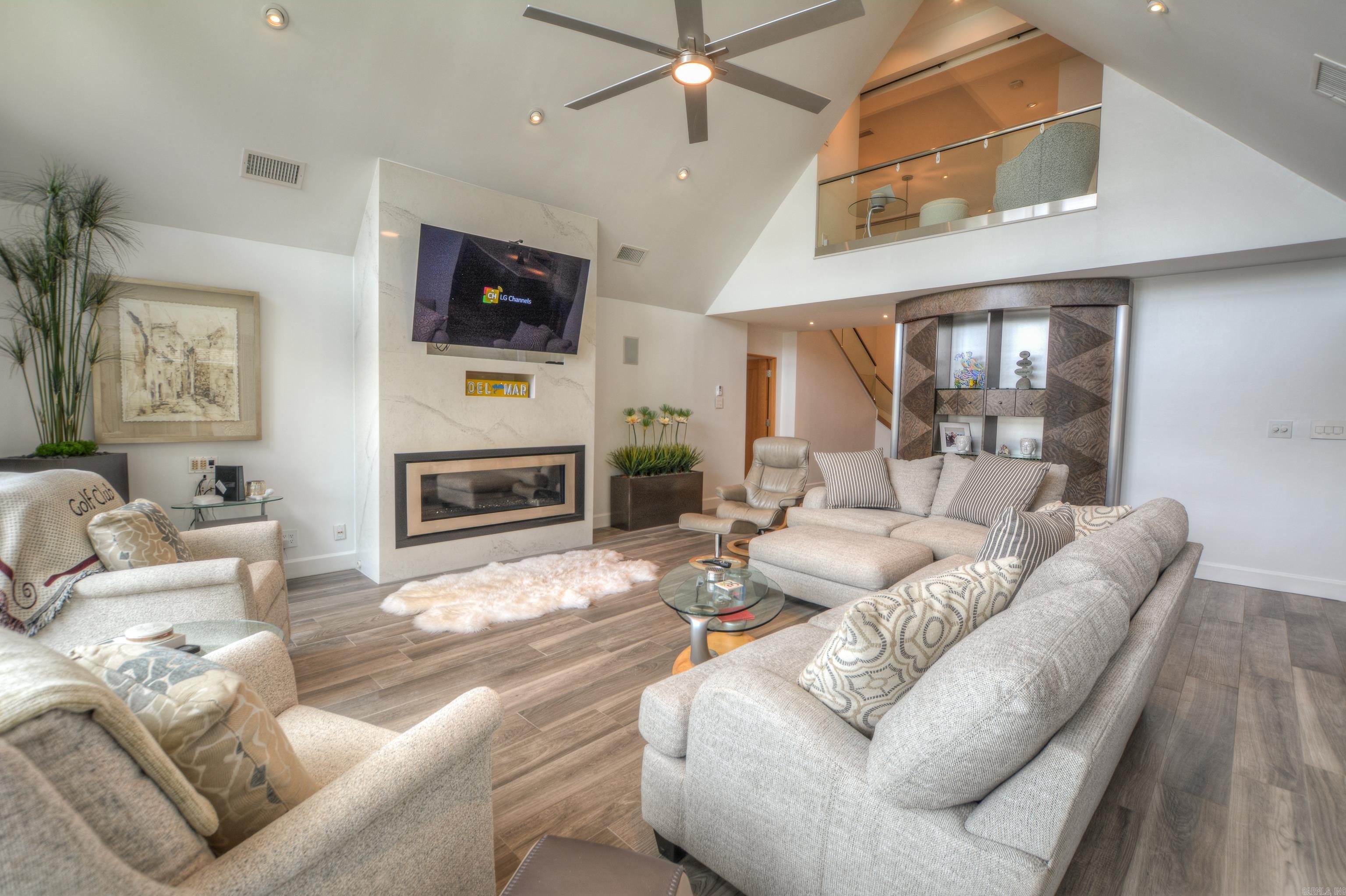 TURTLE BAY AT DRIFTWOOD POINT - Residential