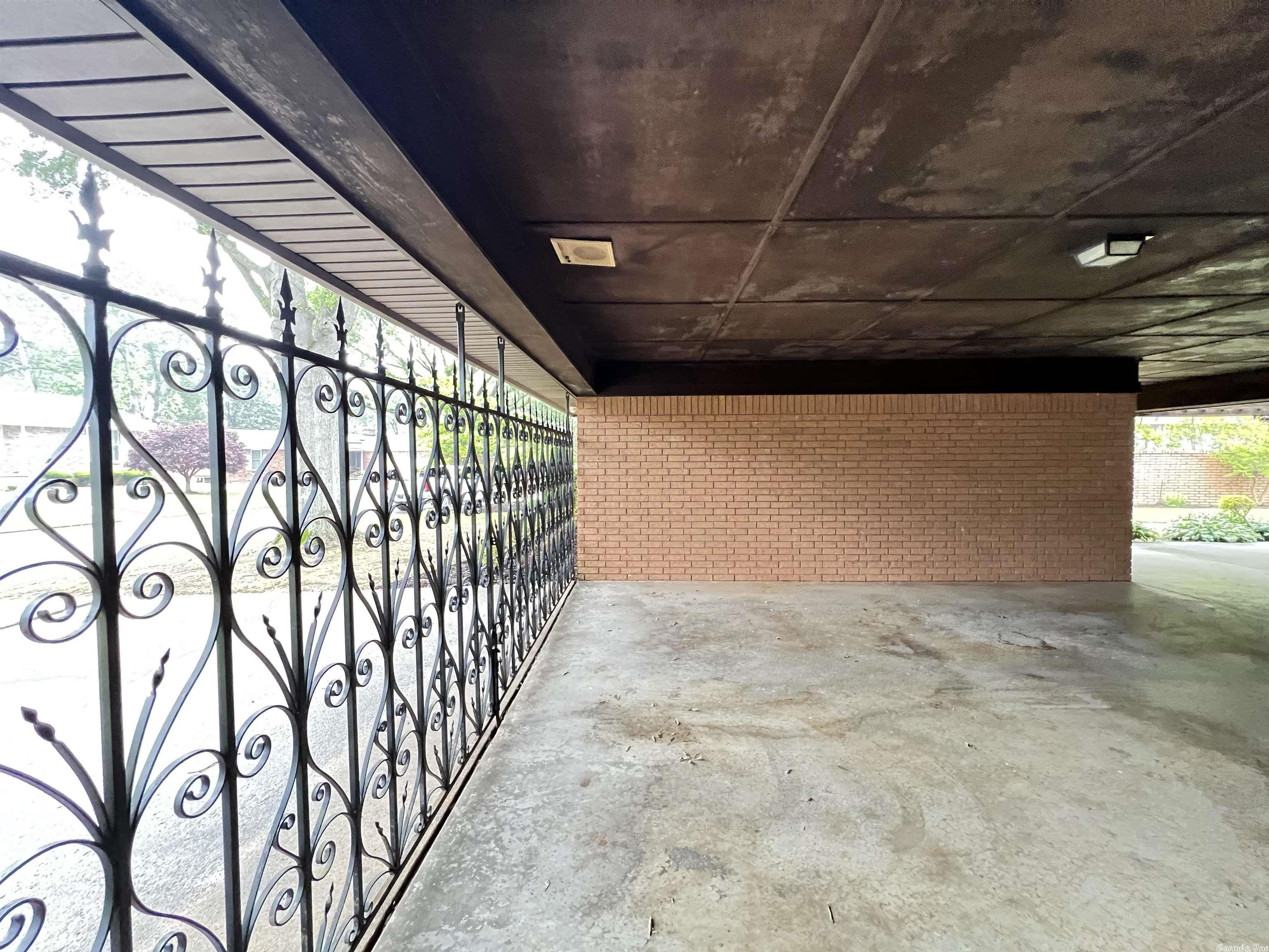 PARK HILL - Residential