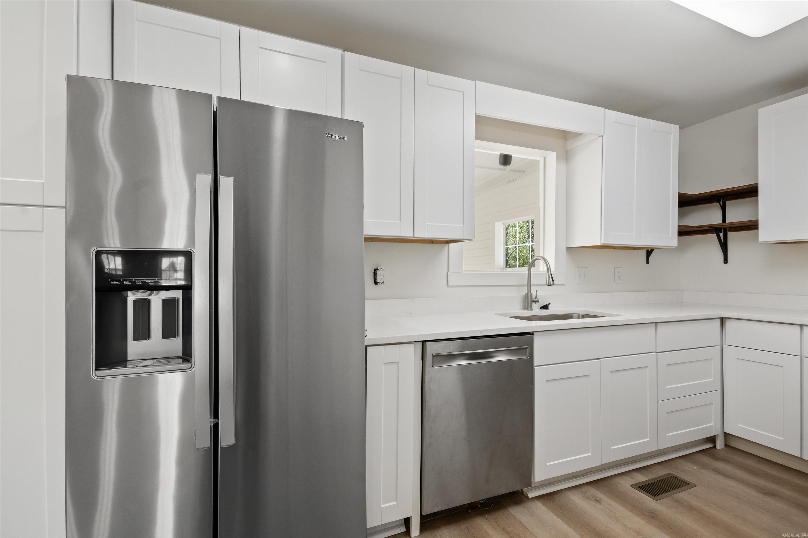 VERVACK HILLS - Residential