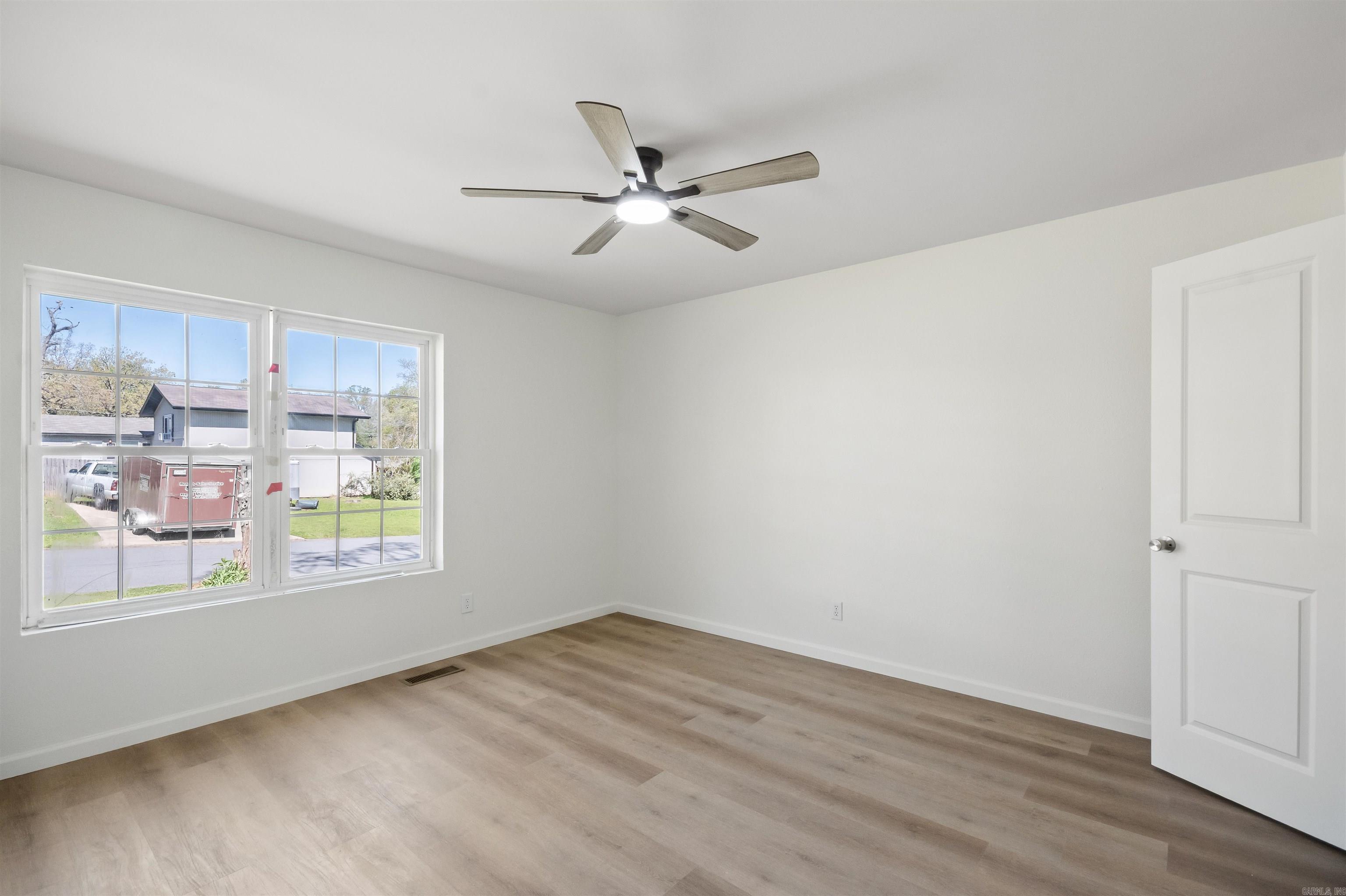 VERVACK HILLS - Residential