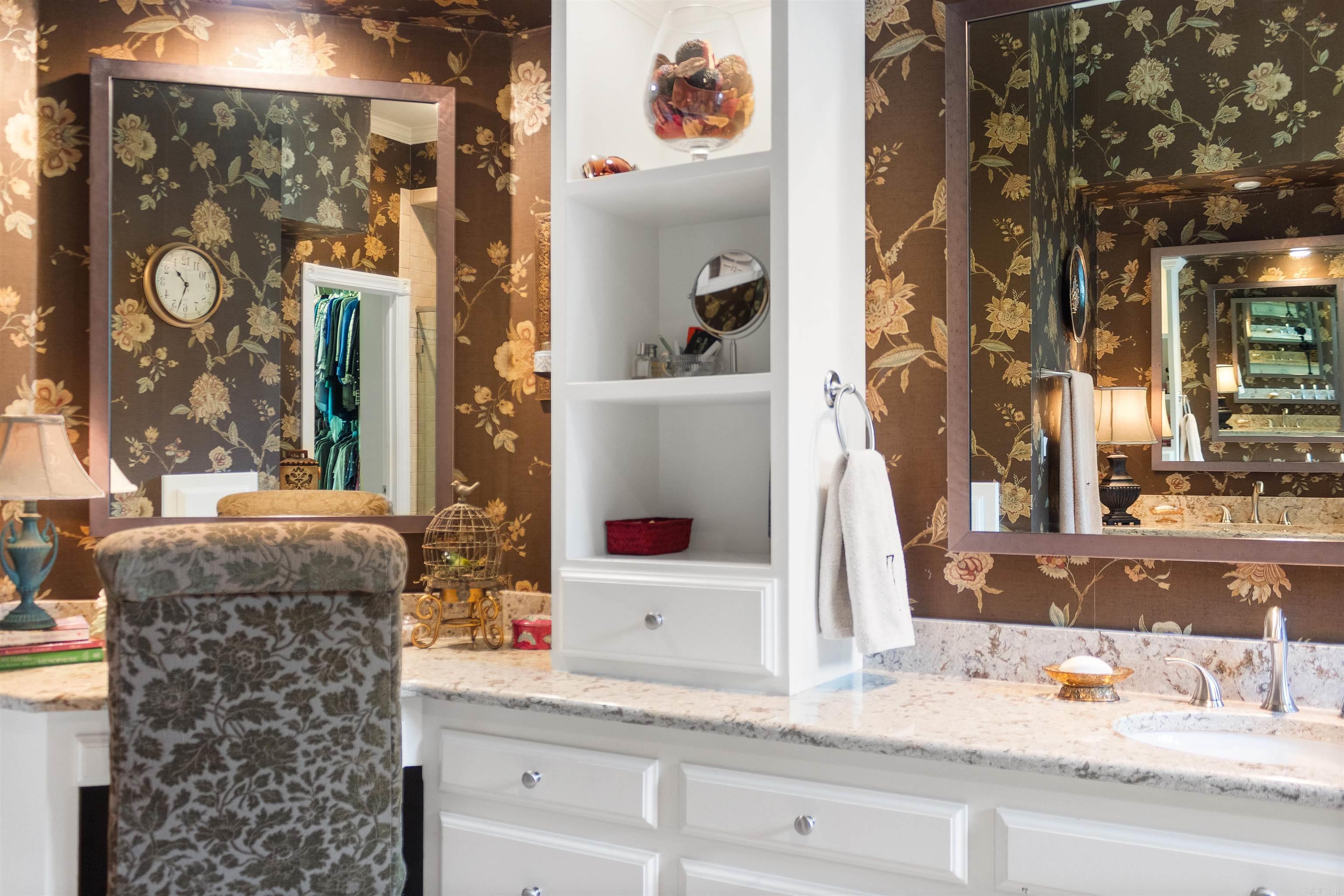 SHADOW RIDGE - Residential