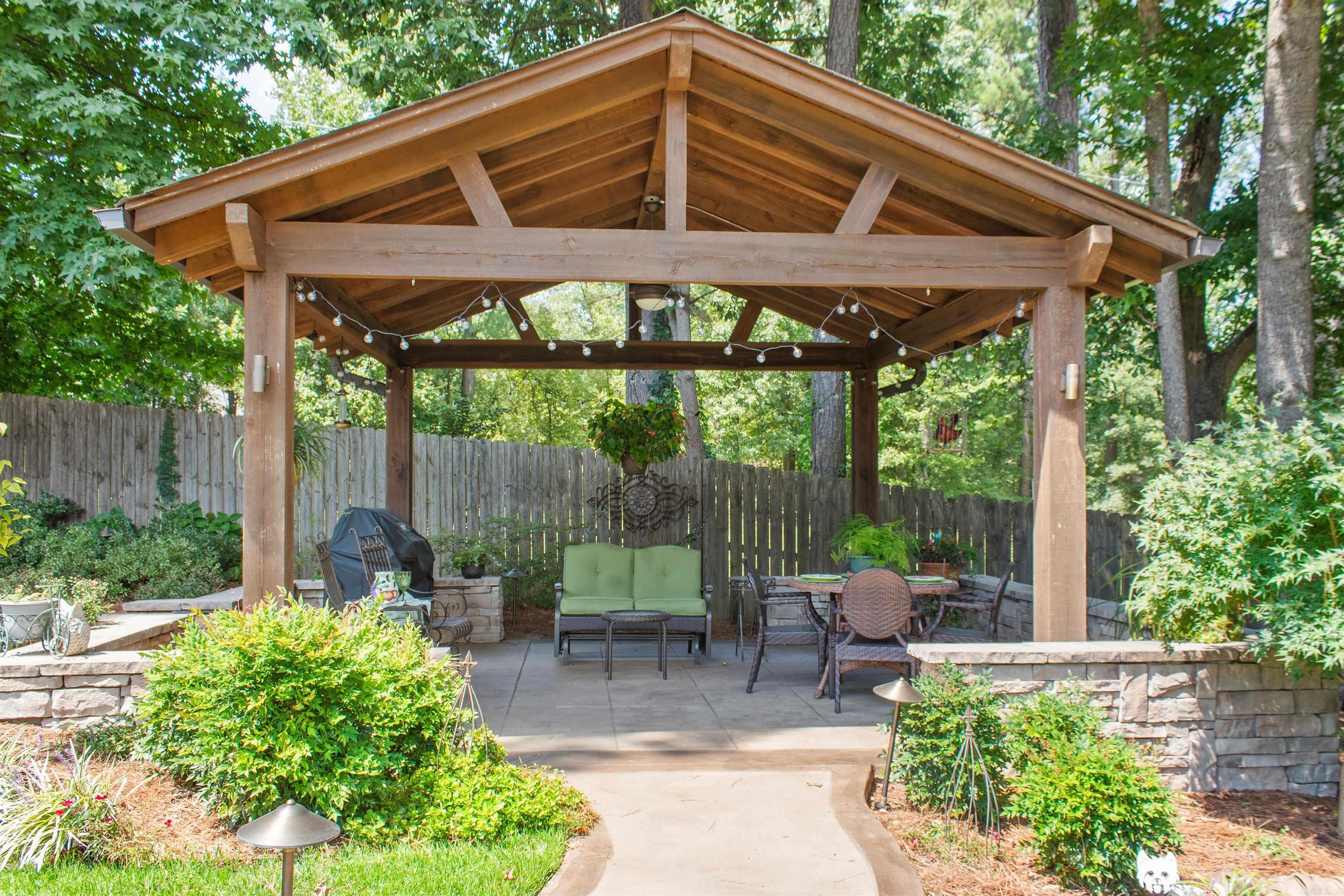 SHADOW RIDGE - Residential