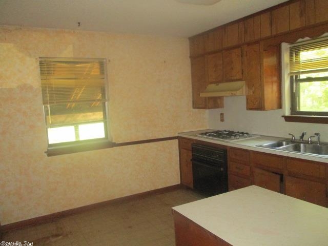 ARBOR OAKS - Residential