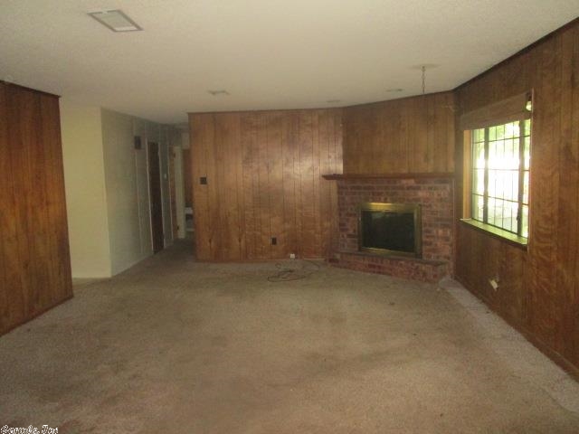 ARBOR OAKS - Residential