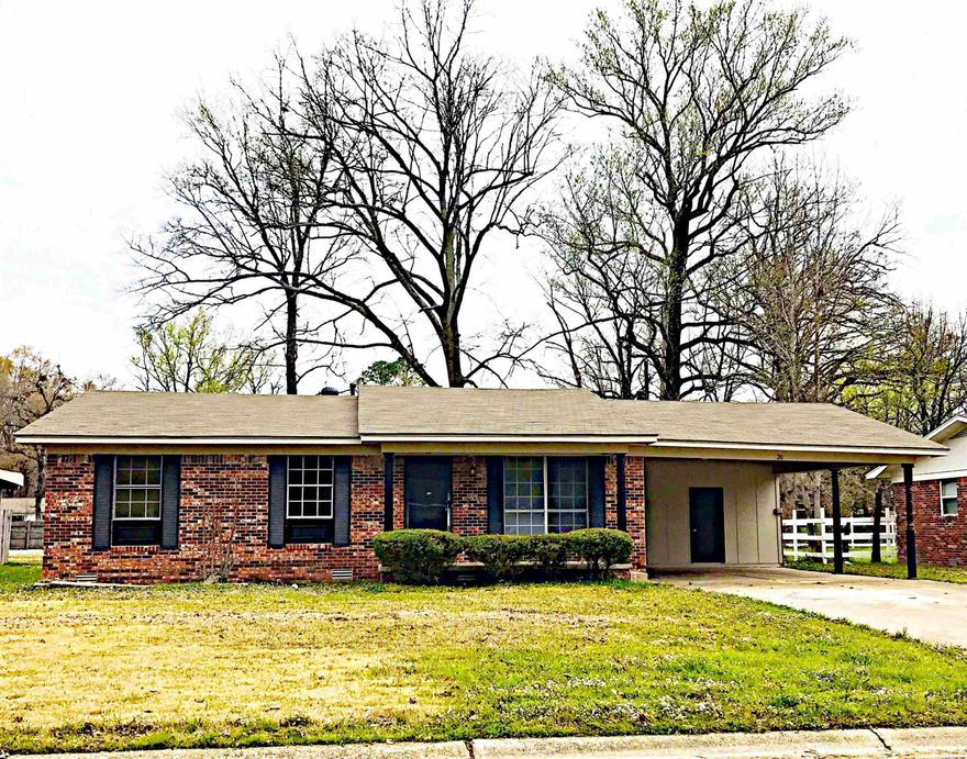 This is a beautiful 3 bdr. 2 ba. home in the Town and Country subdivision. Plenty of up dates along with a new roof. This is a very nice and comfortable home. A must see.