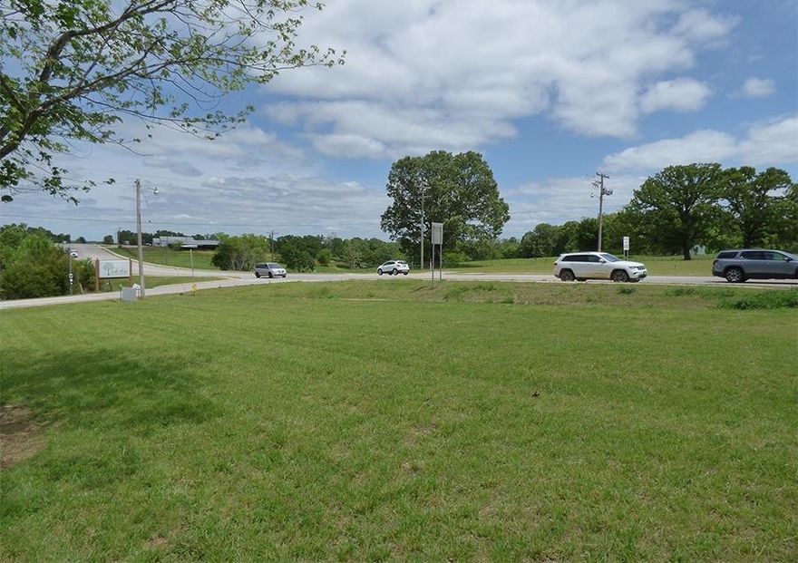 Commercial Property. Tract 1 is 1+/- acre tract of commercial property that fronts on Hwy 167 in Ash Flat. This property is in a high traffic area at the corner of Ozbirn Lane and Hwy 167. Utilities available are city sewer, city water, electric Co-op, broadband internet.