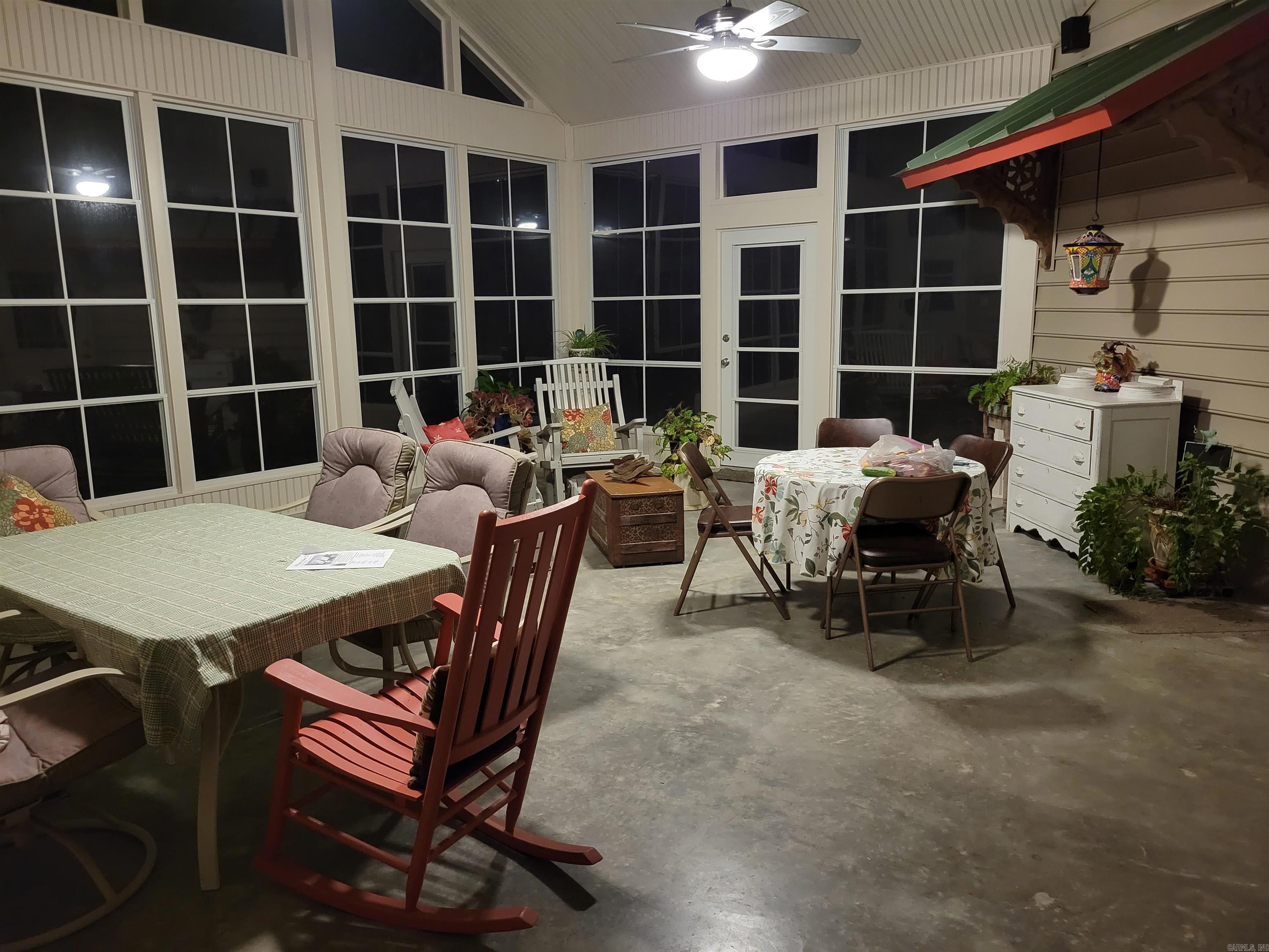 MOUNTAIN RANCH - Residential