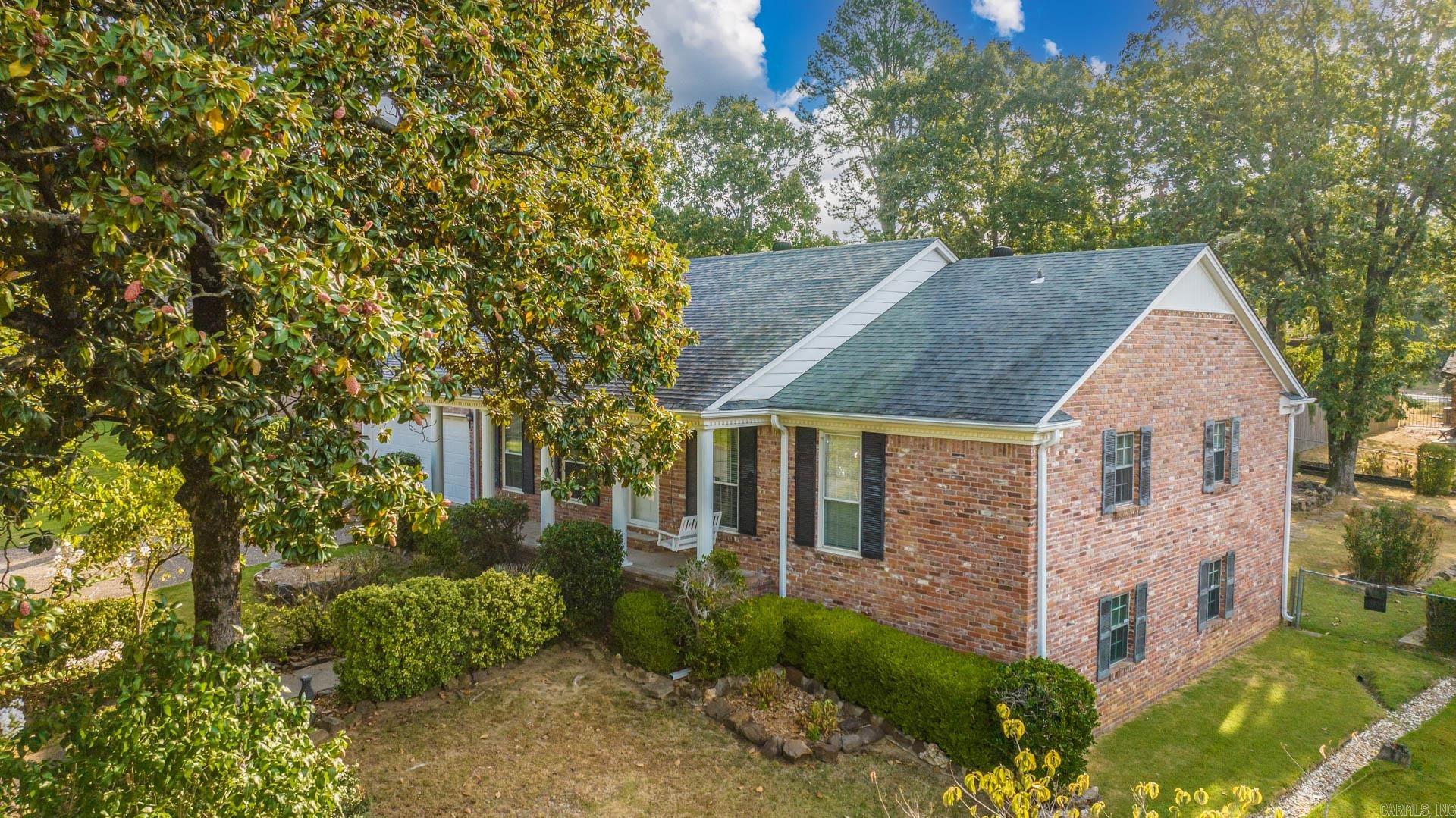 COLONY WEST - Residential