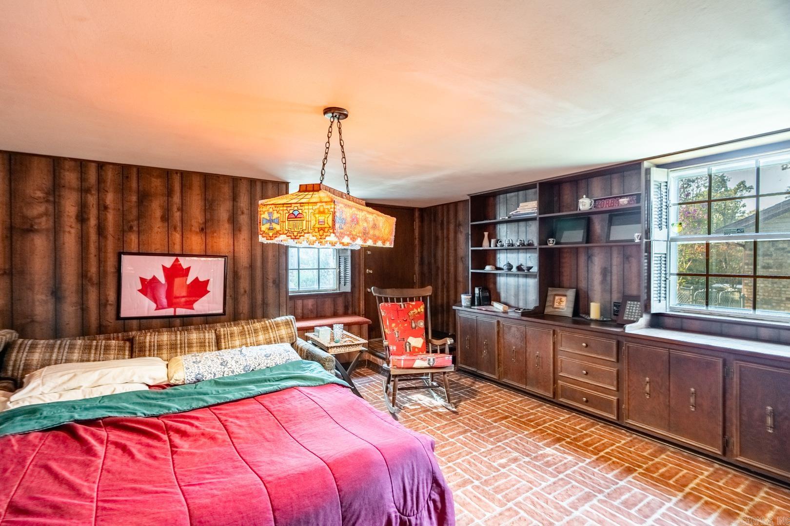 COLONY WEST - Residential