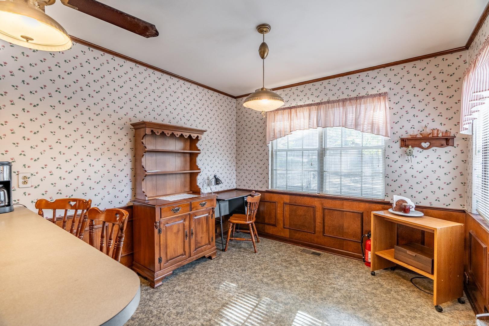 COLONY WEST - Residential