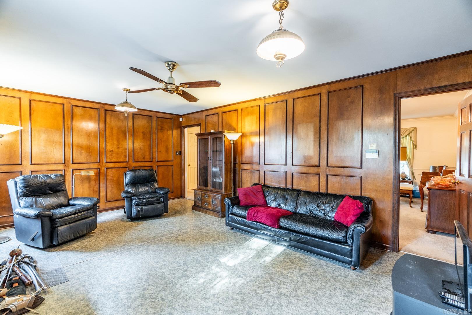 COLONY WEST - Residential