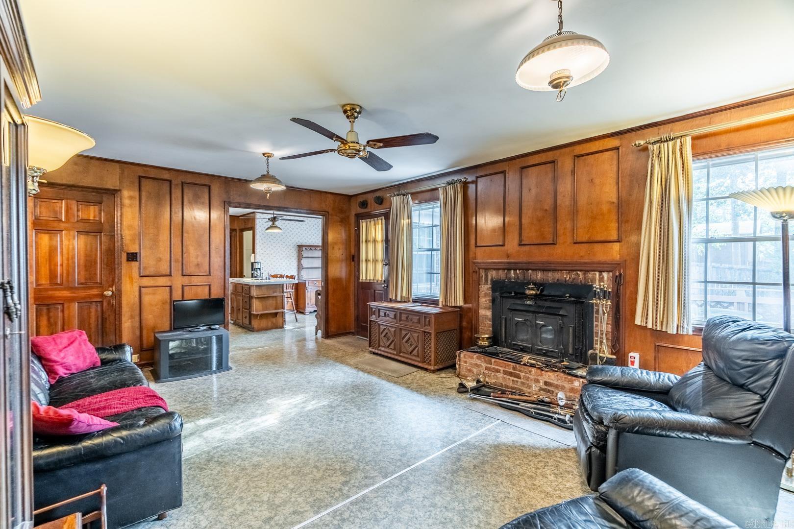 COLONY WEST - Residential