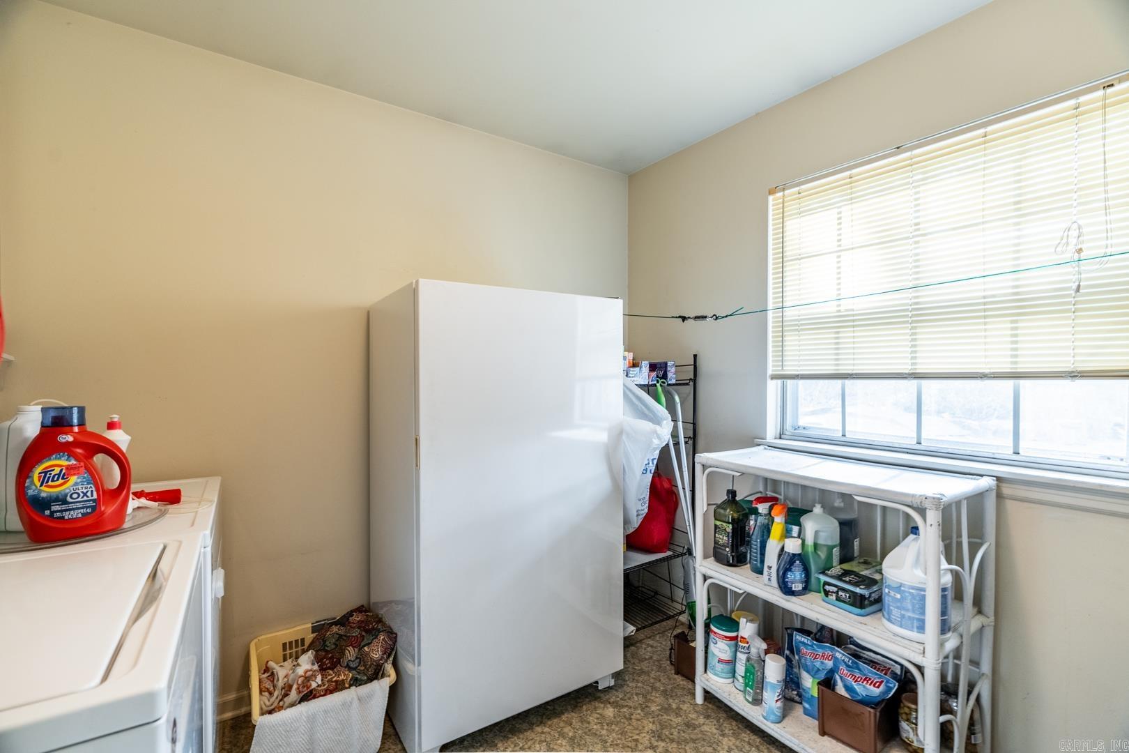 COLONY WEST - Residential