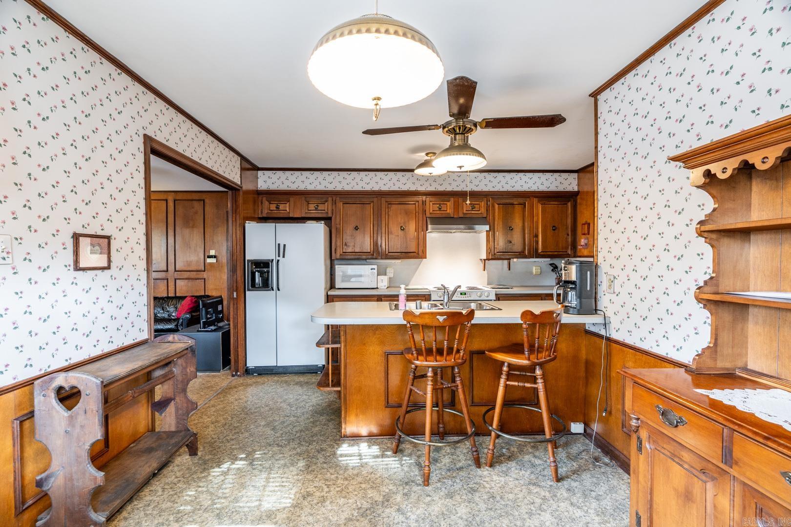 COLONY WEST - Residential