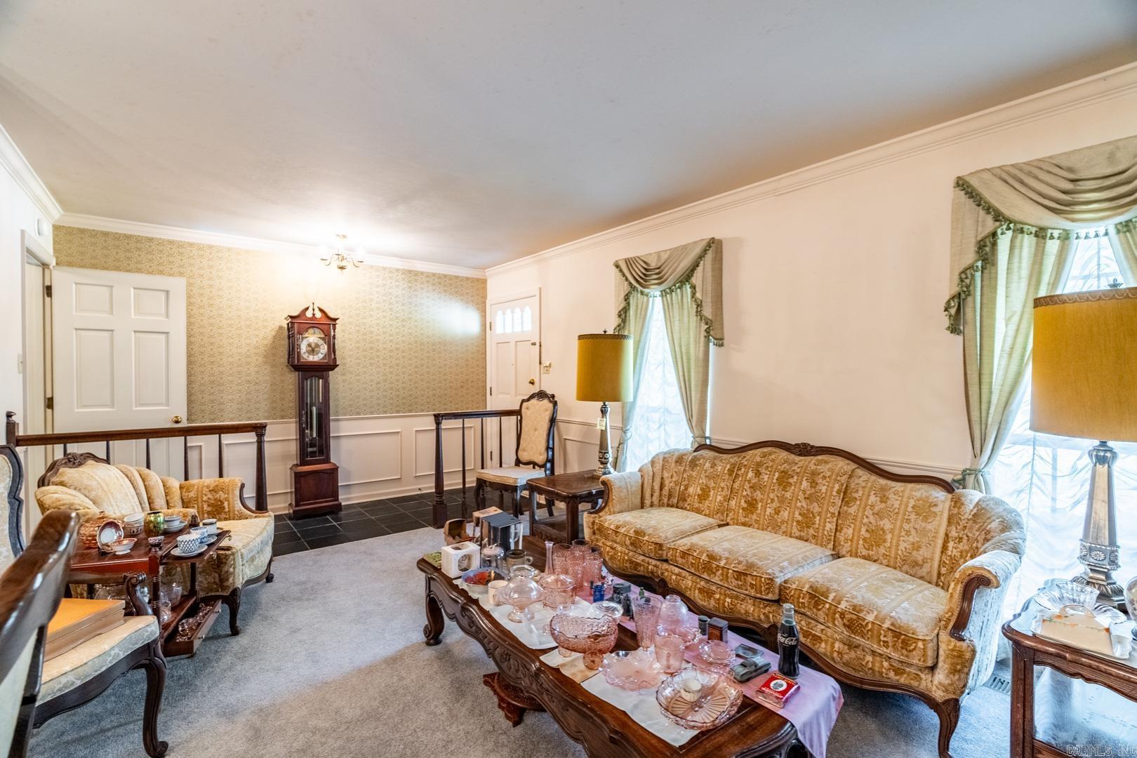 COLONY WEST - Residential