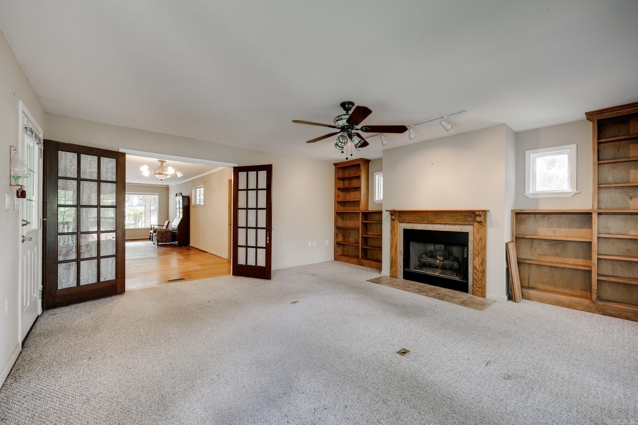 BROADMOOR ADD - Residential