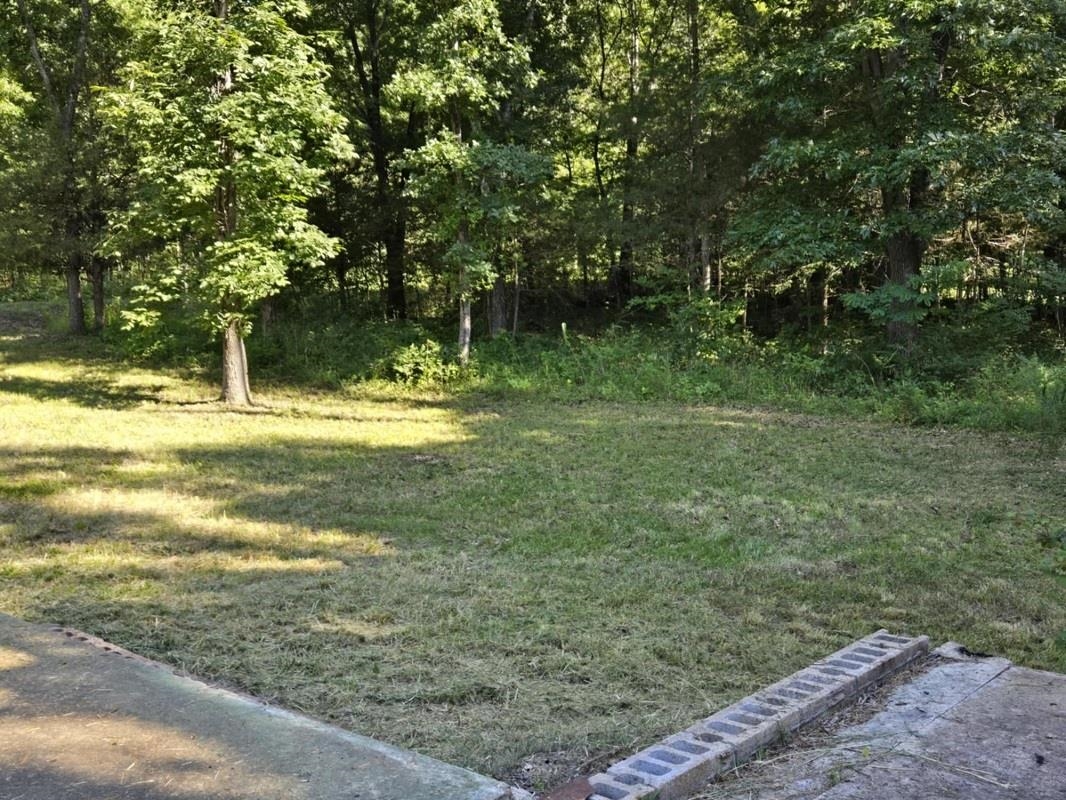 Dakota Second - Land