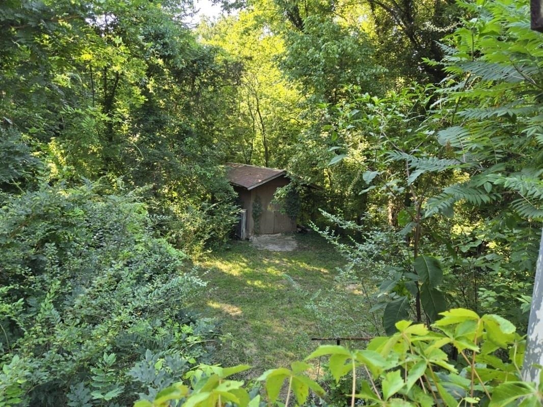 Dakota Second - Land