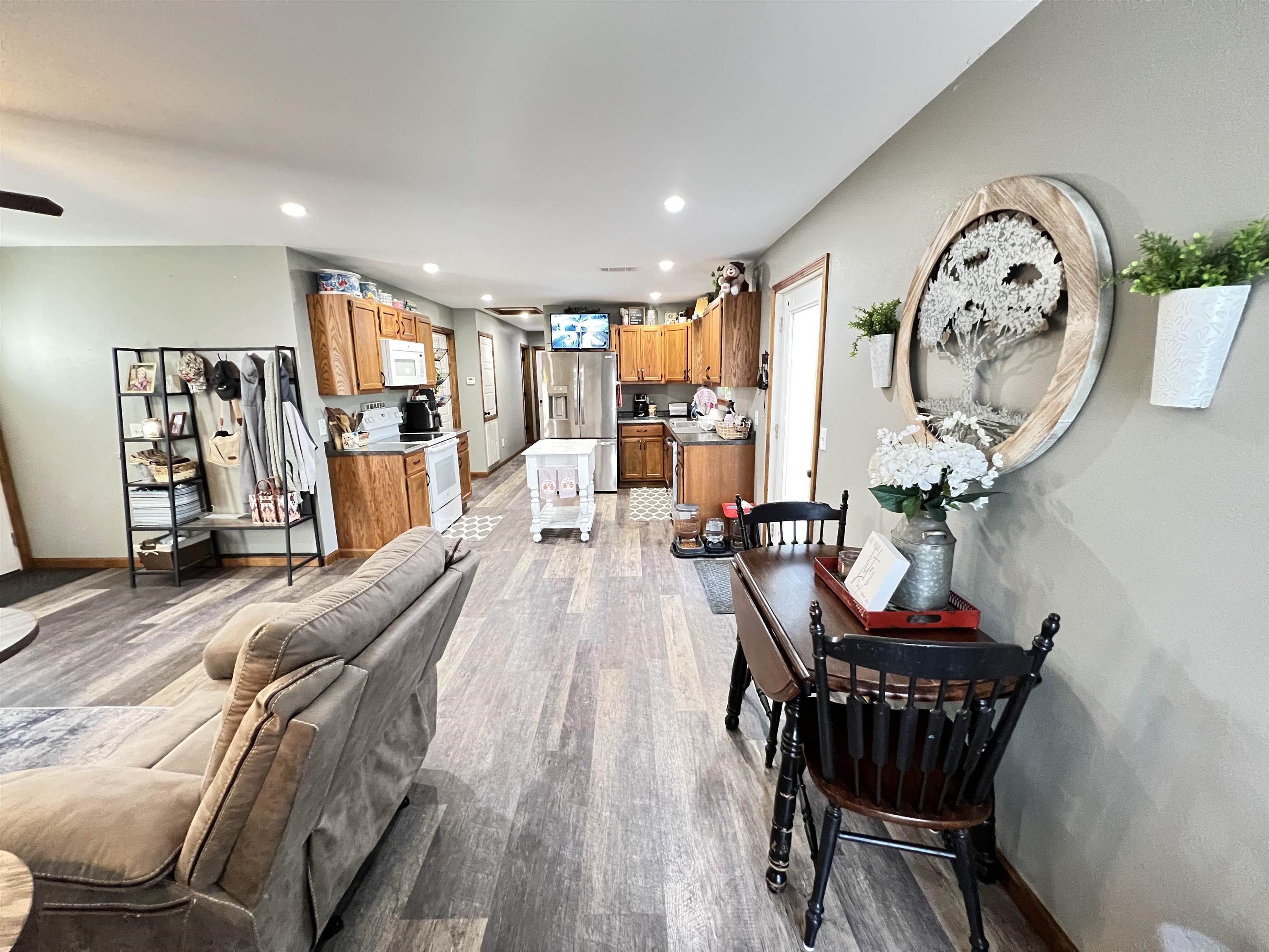 HUSKEY WEST - Residential