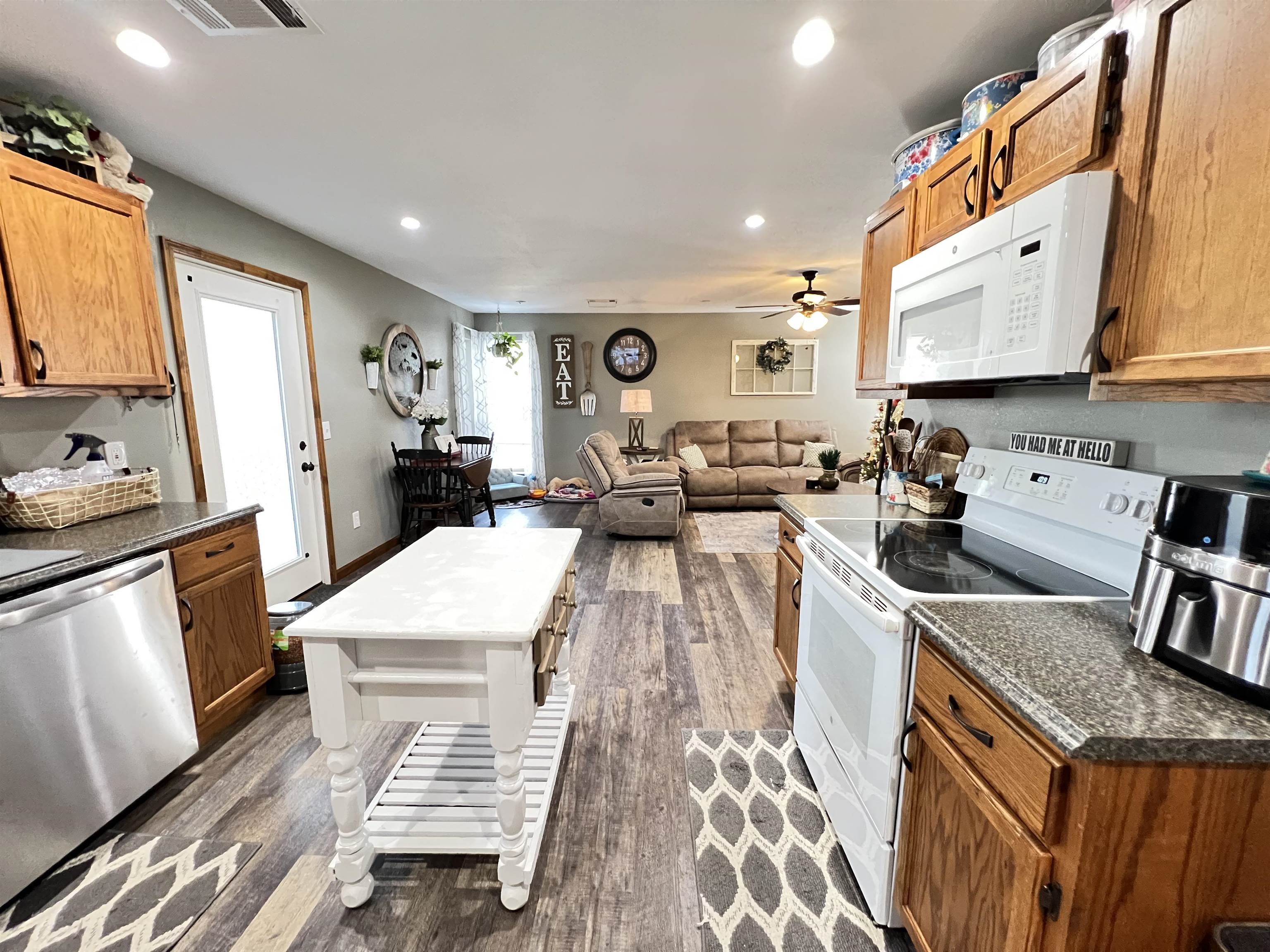 HUSKEY WEST - Residential