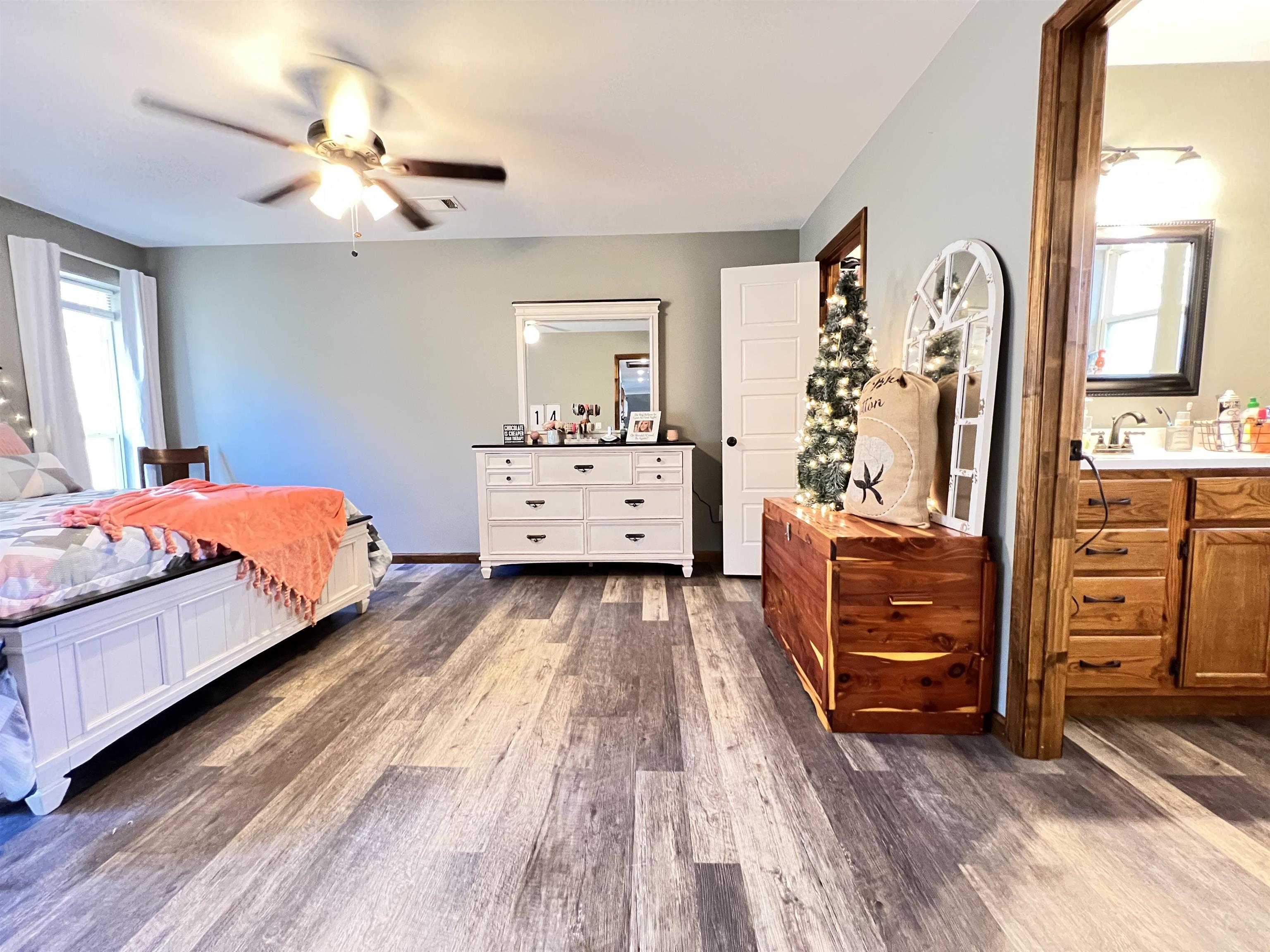 HUSKEY WEST - Residential