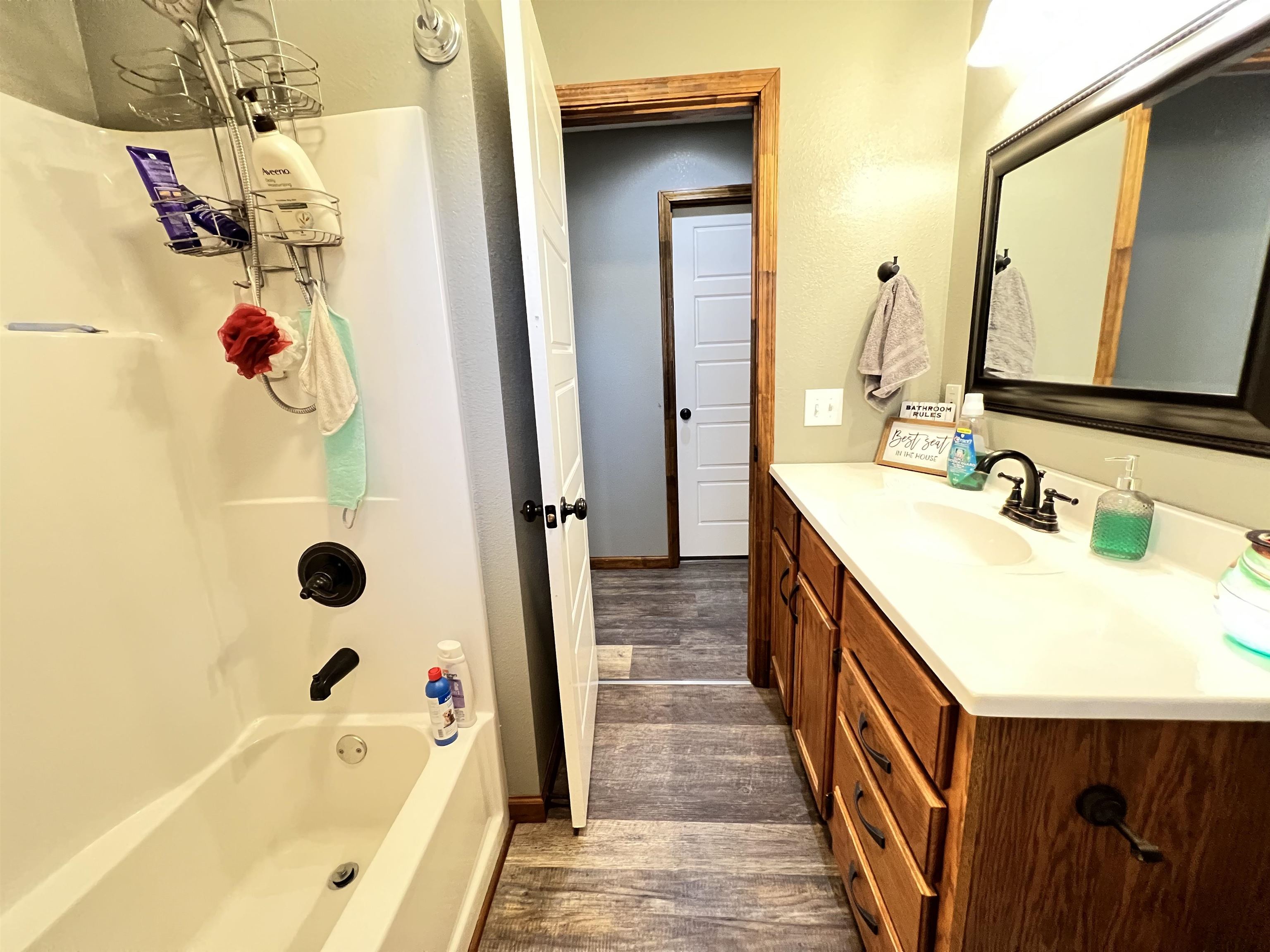 HUSKEY WEST - Residential