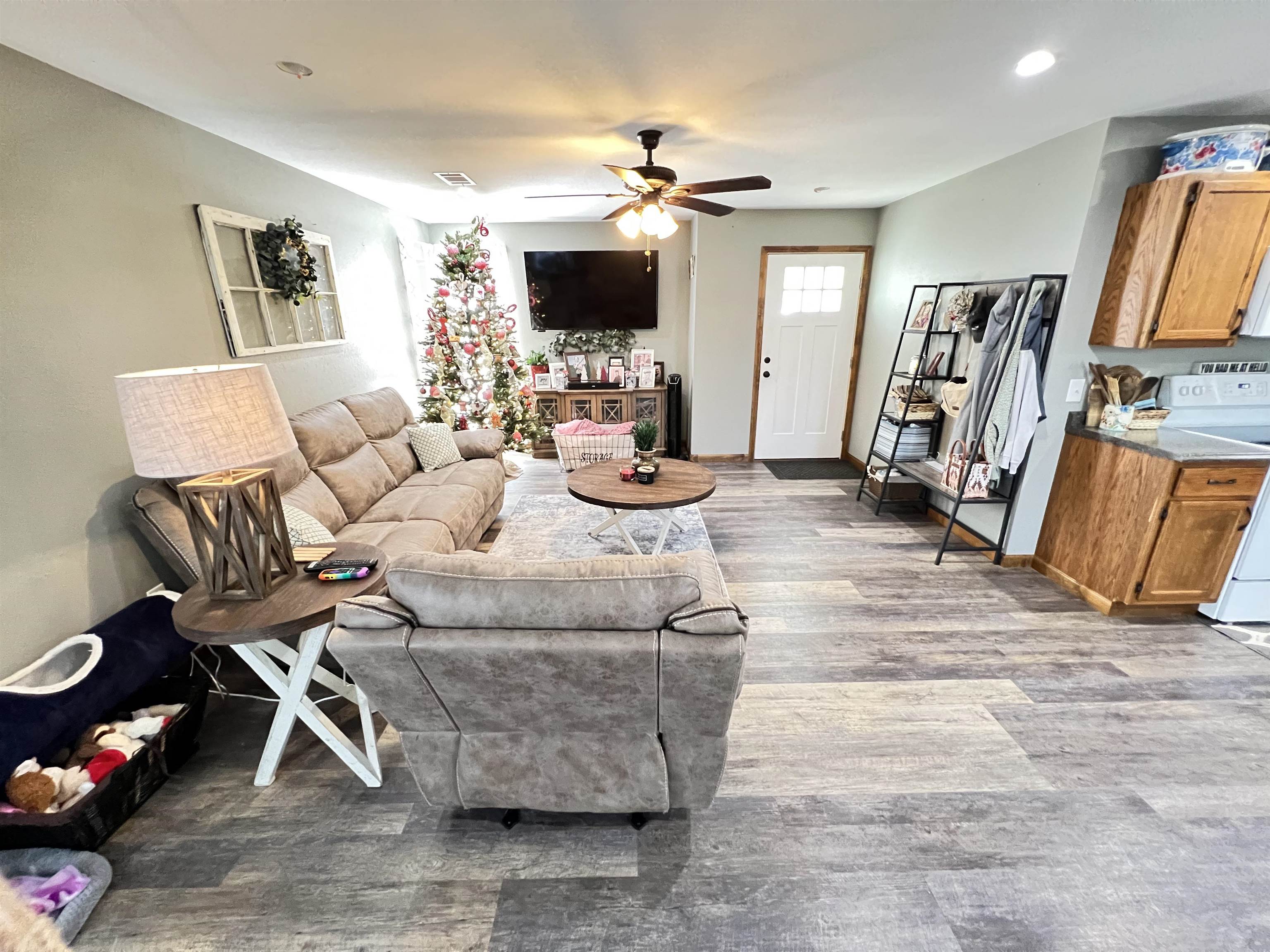 HUSKEY WEST - Residential