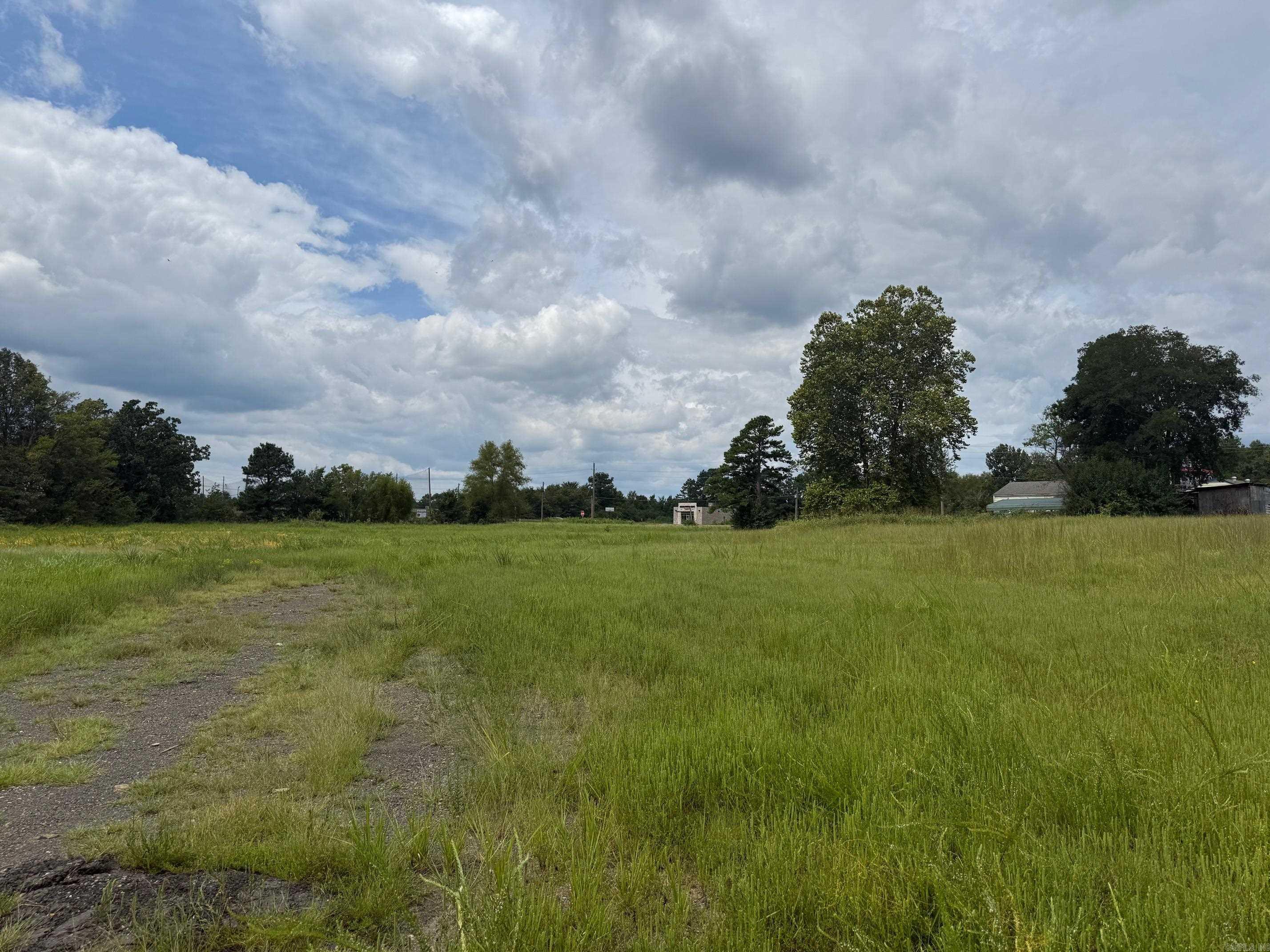 Kentucky Heights - Commercial Sale