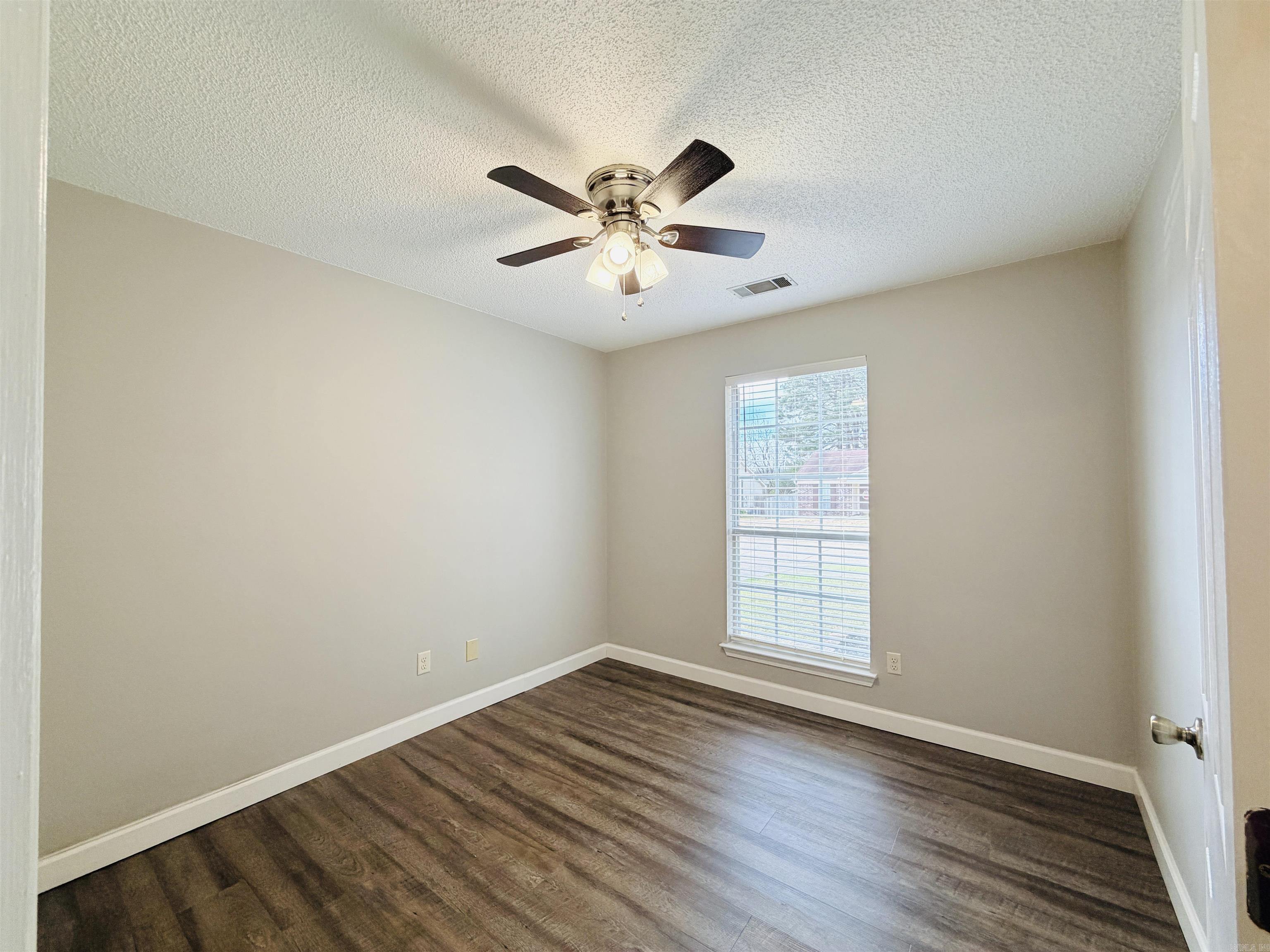 MEADOWLAKE - Residential