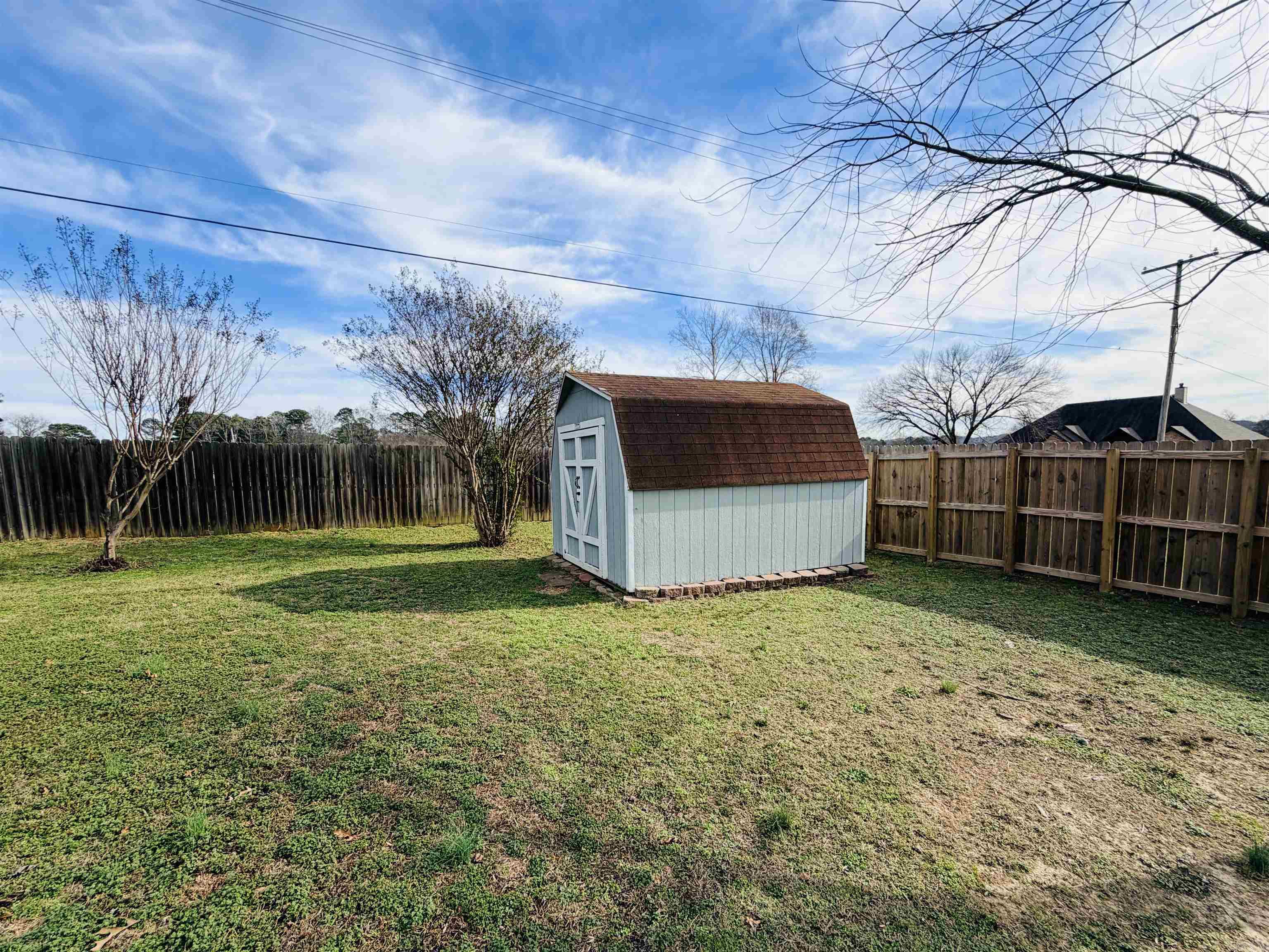 MEADOWLAKE - Residential