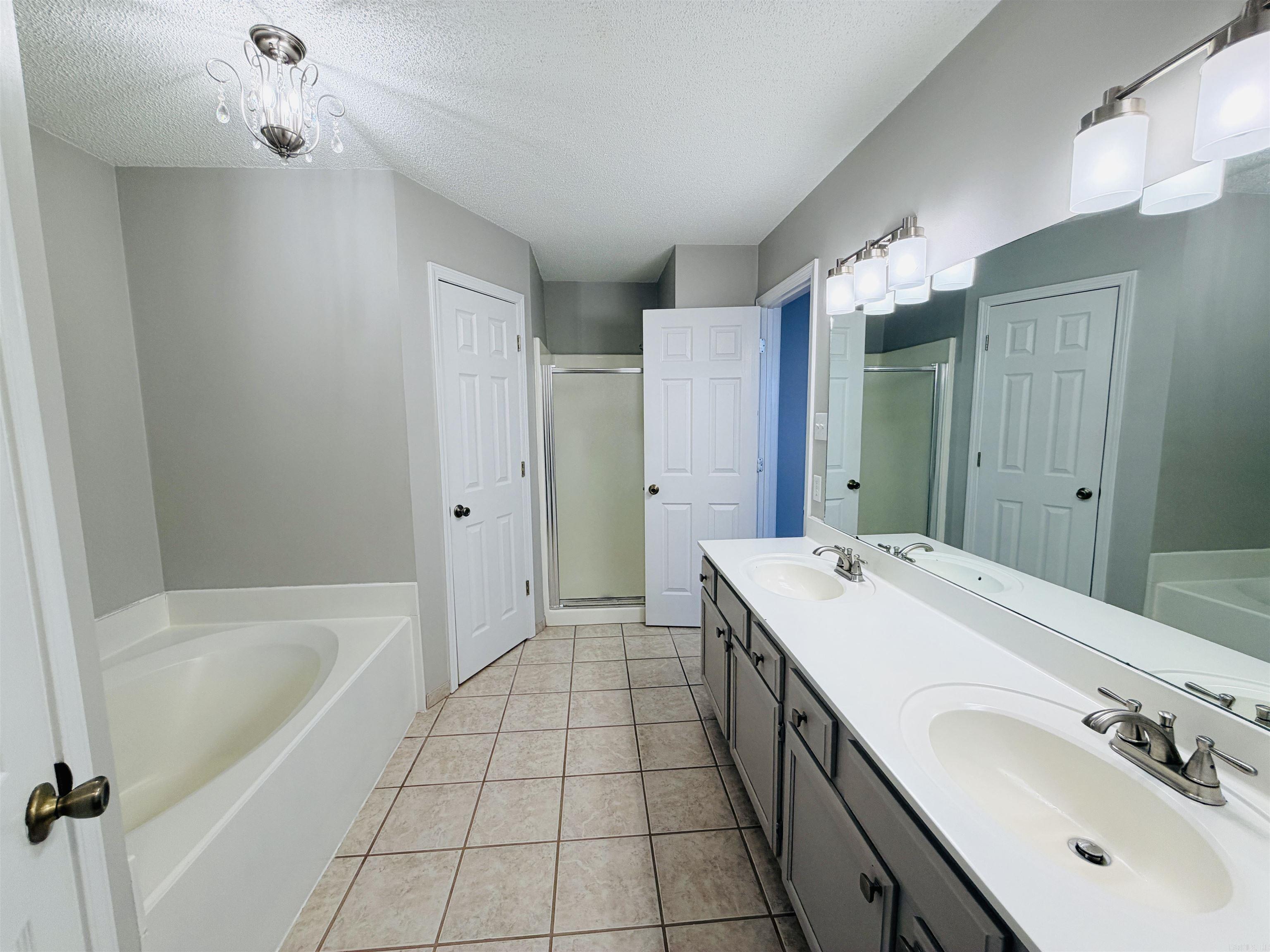 MEADOWLAKE - Residential