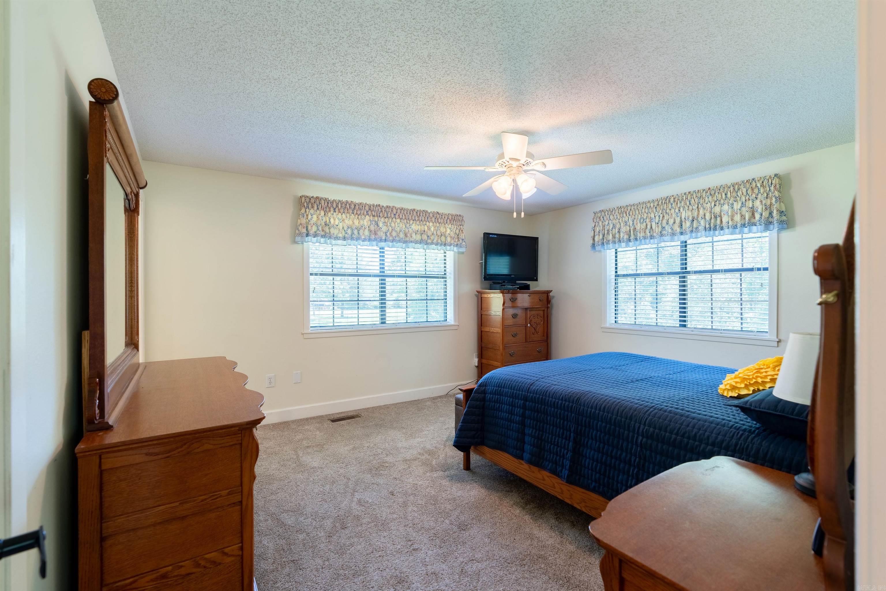 Heber Springs Outside - Residential