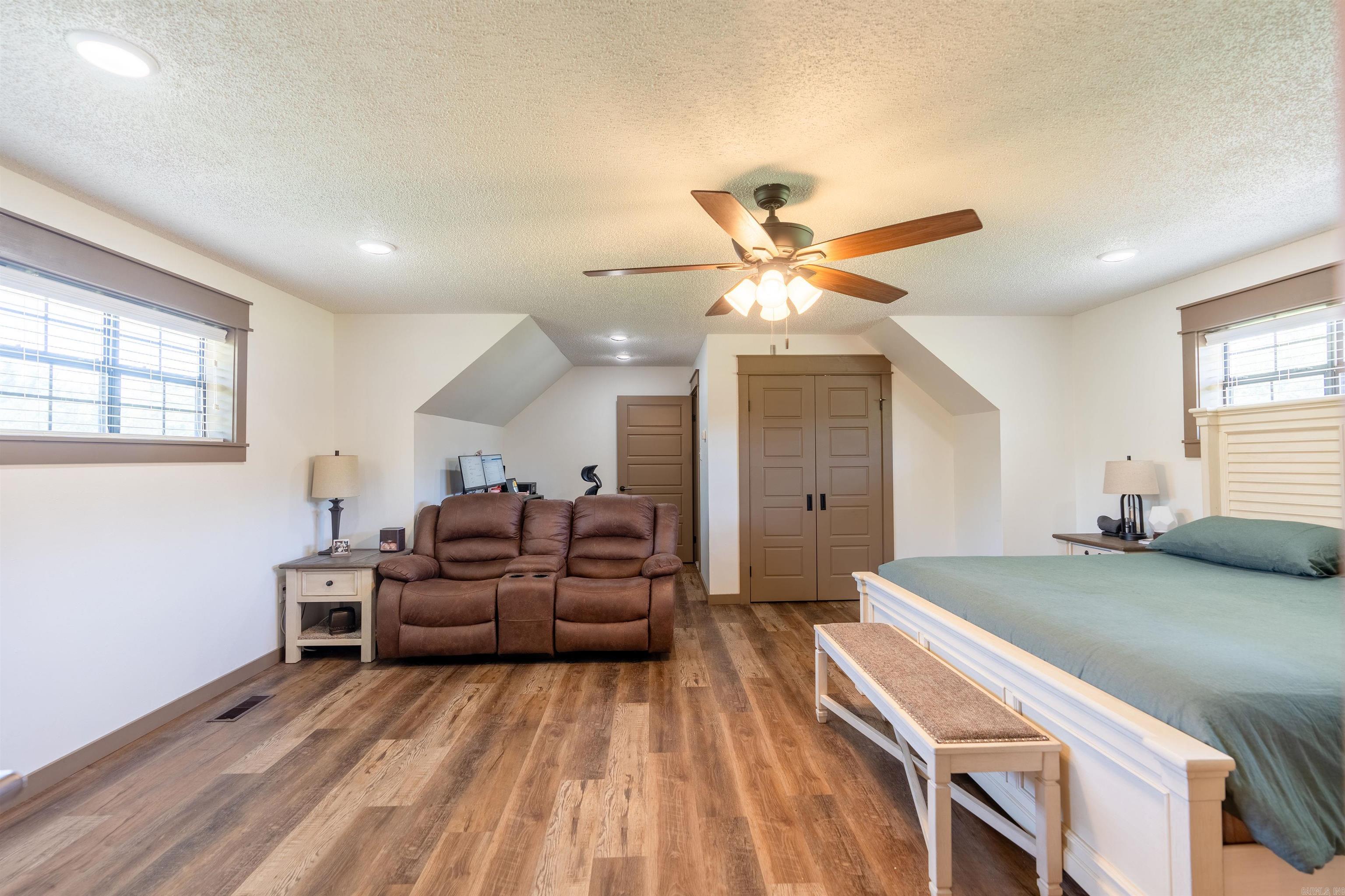 Heber Springs Outside - Residential