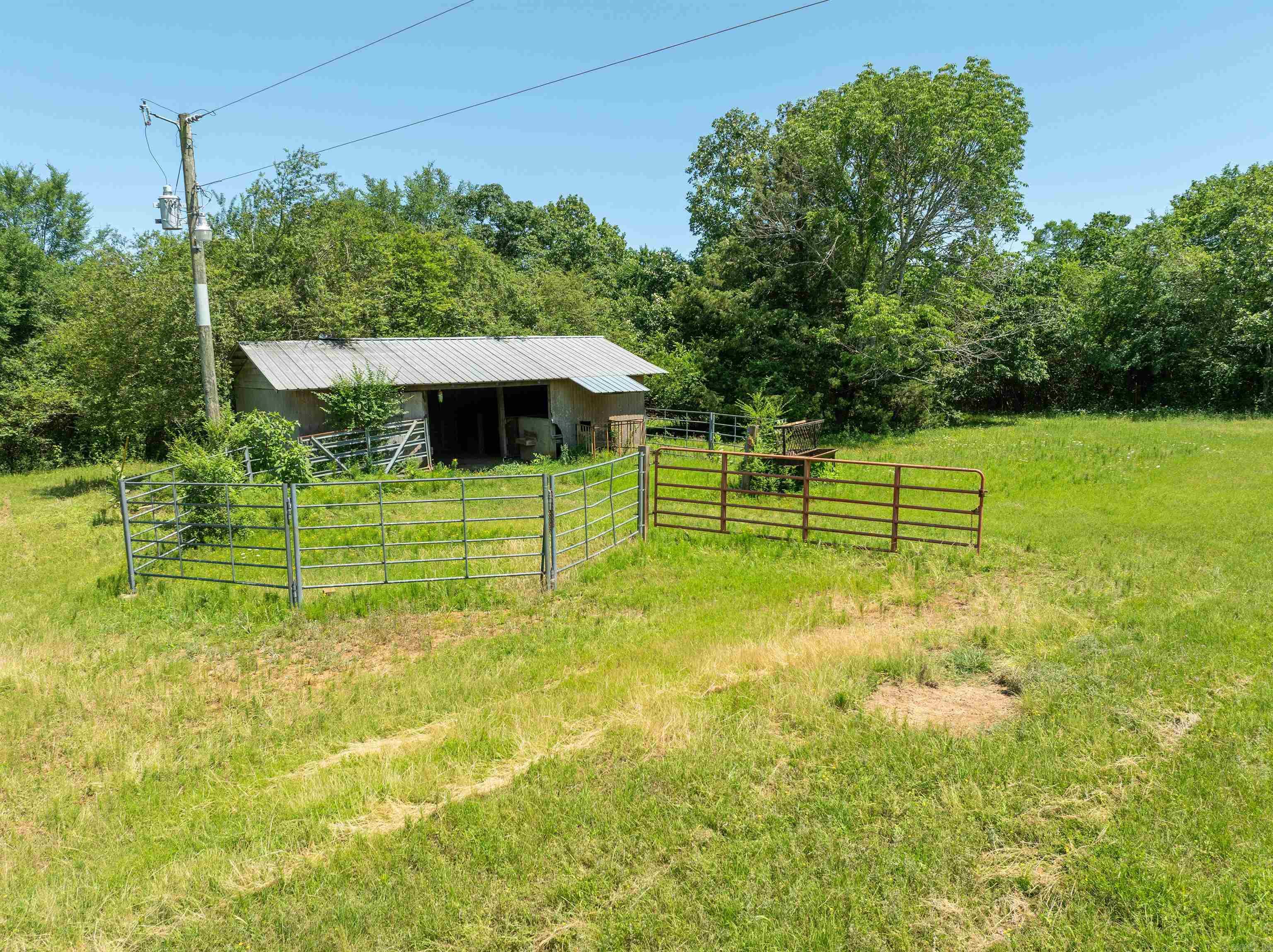 Heber Springs Outside - Residential
