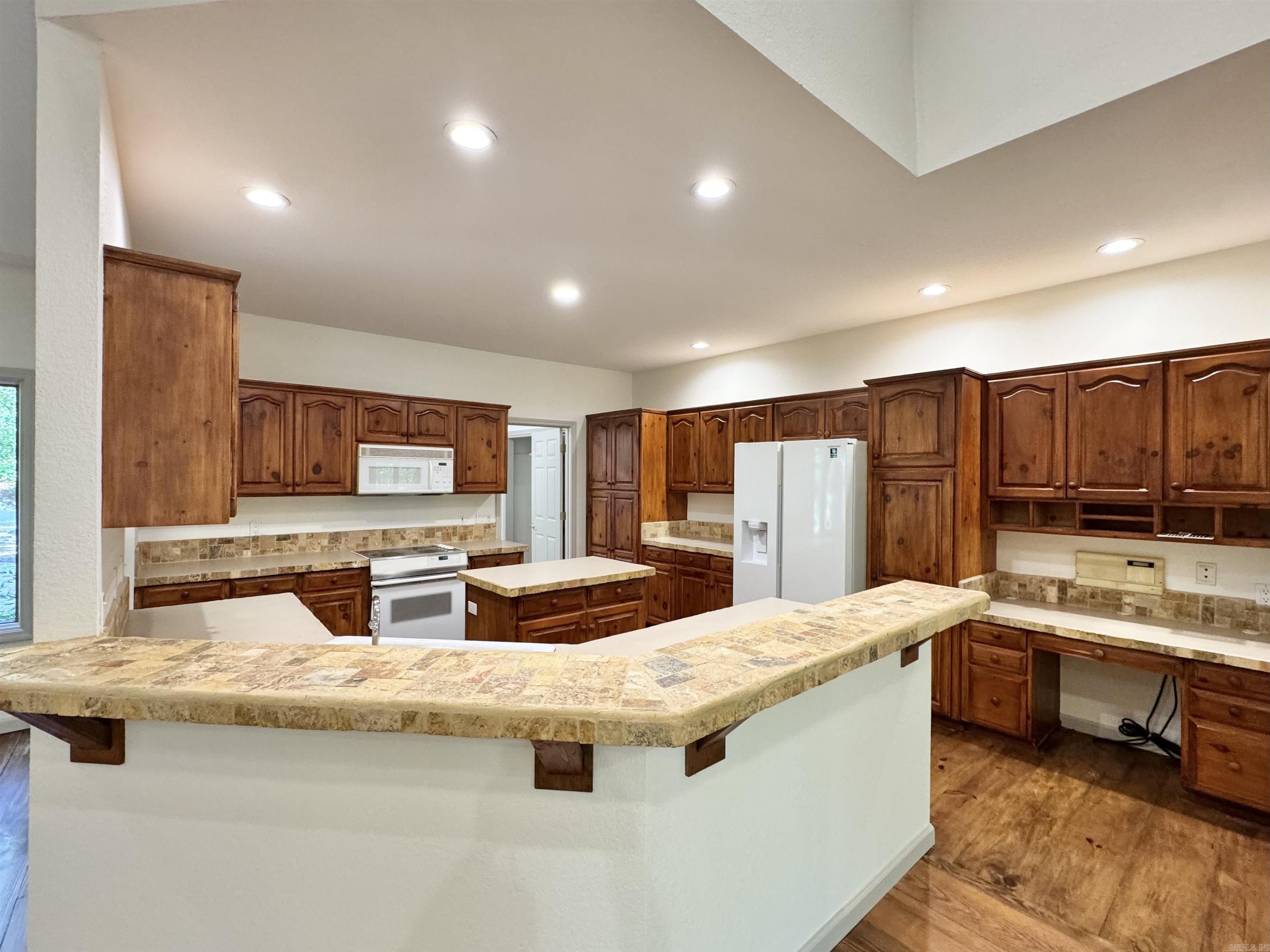 Caceres - Residential