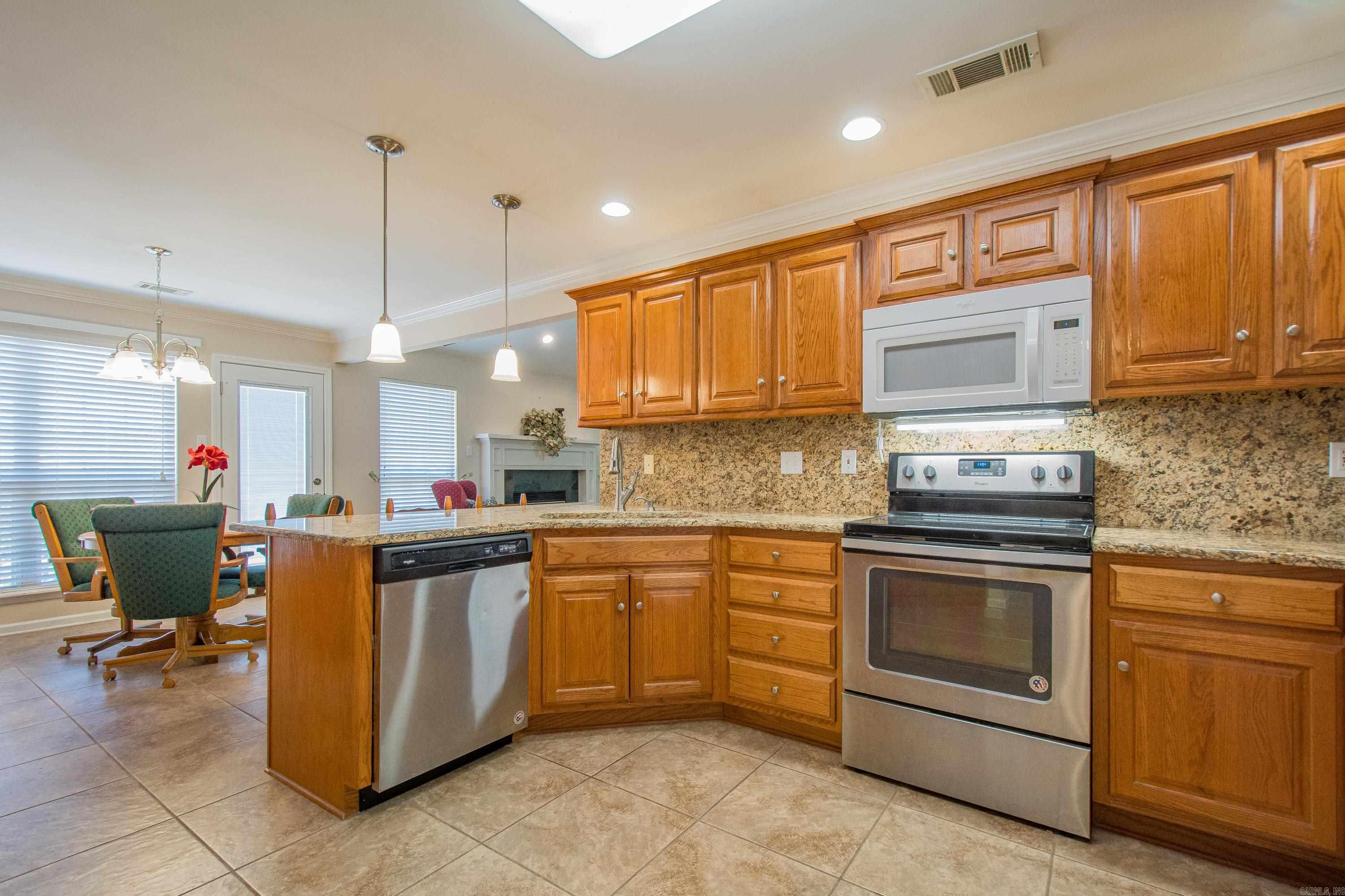 LEXINGTON PARK - Residential