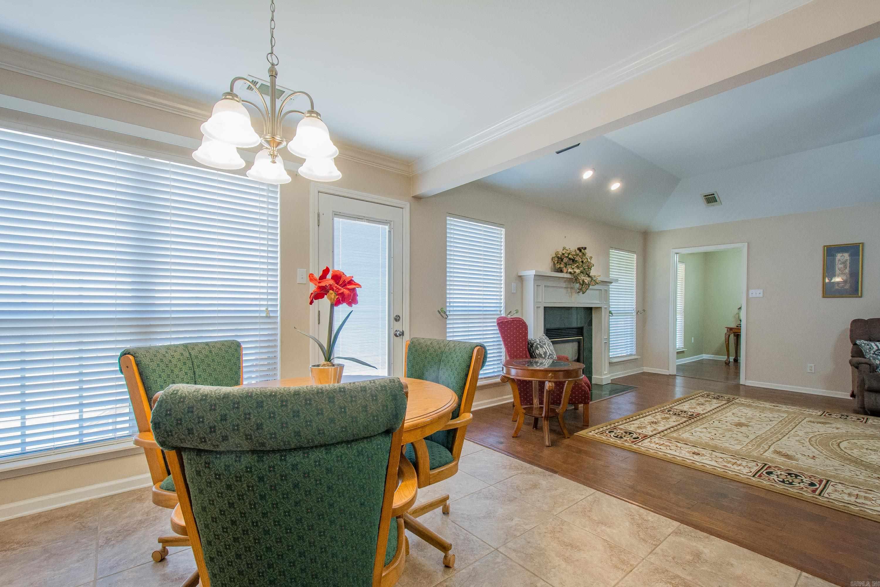 LEXINGTON PARK - Residential