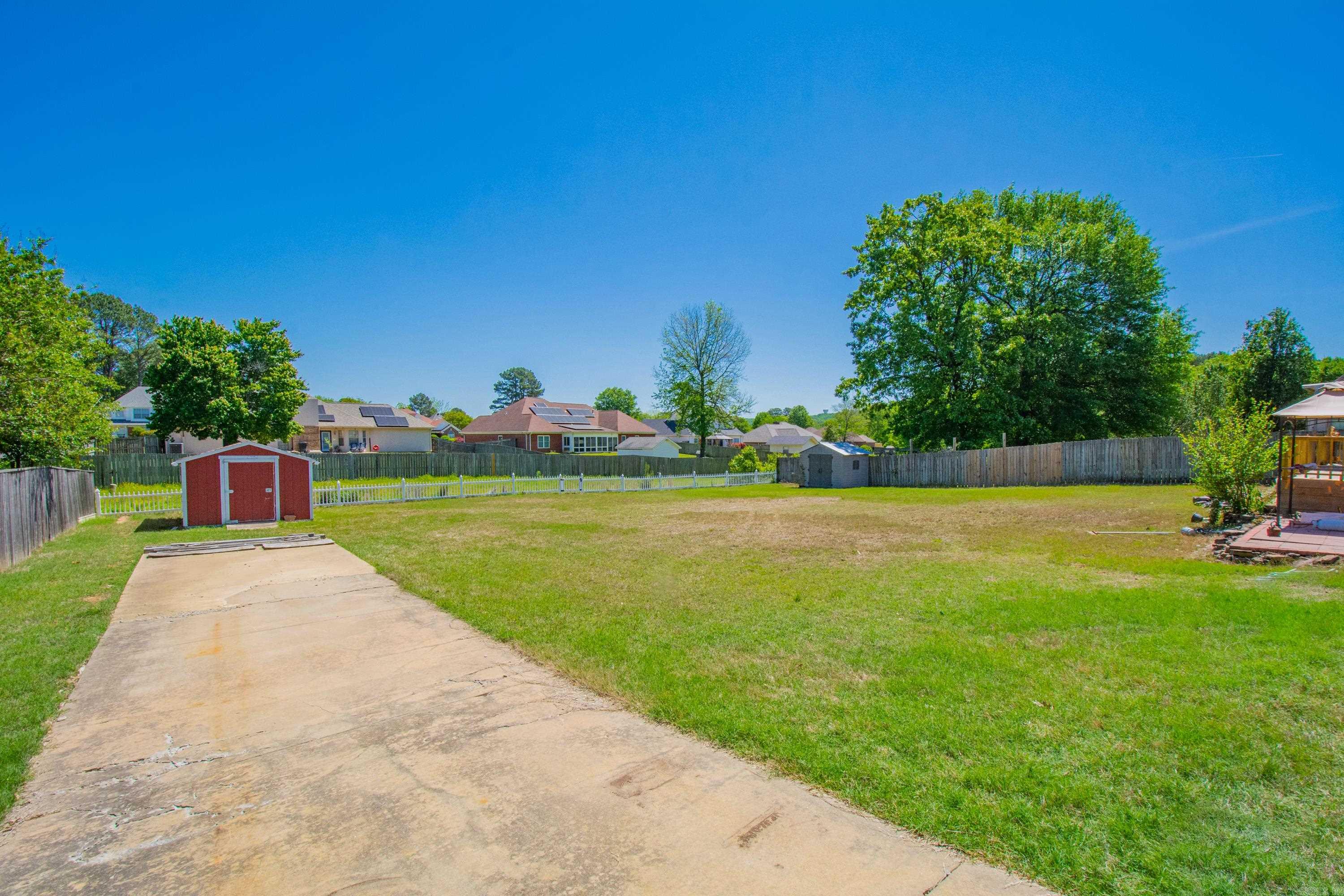 LEXINGTON PARK - Residential