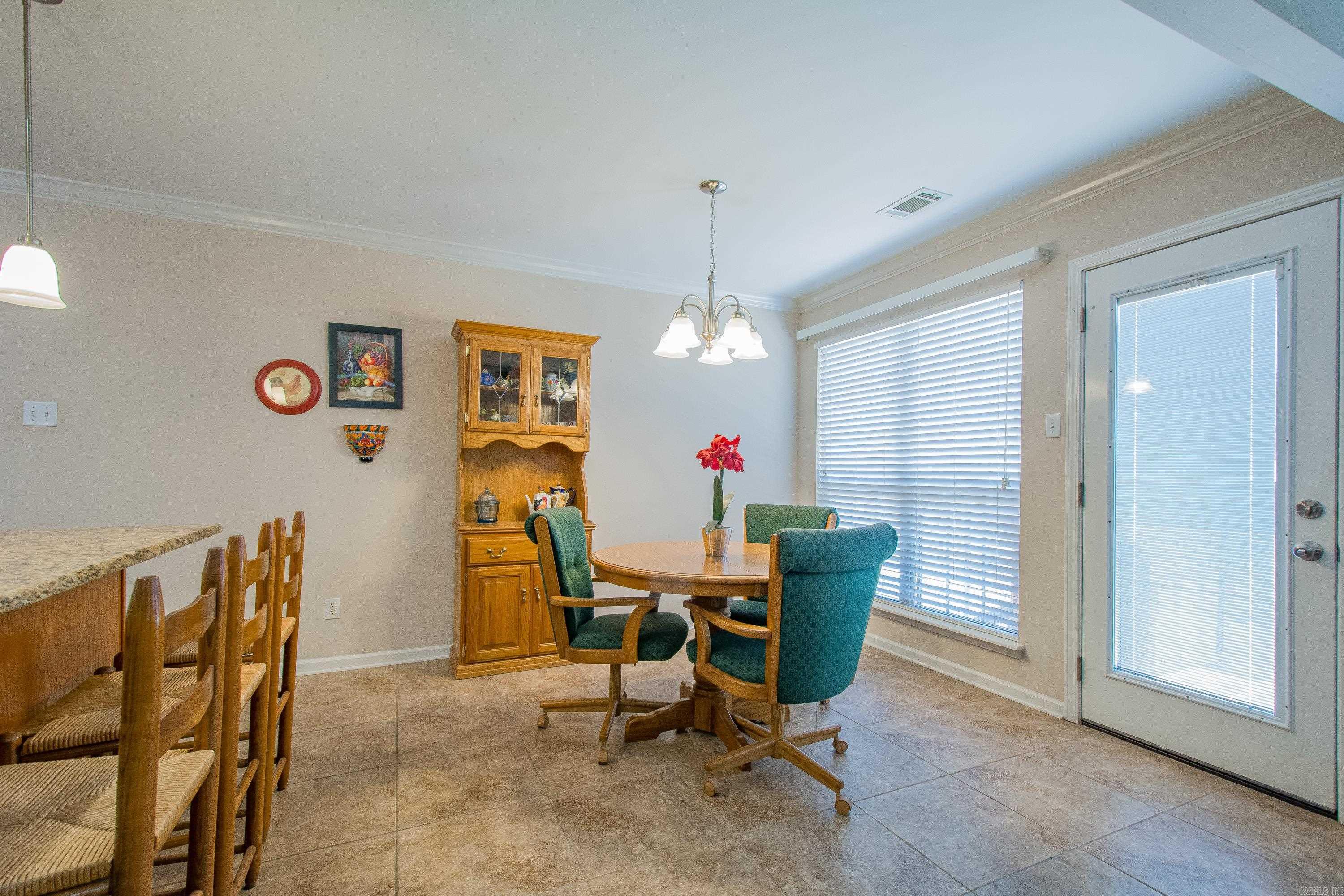 LEXINGTON PARK - Residential