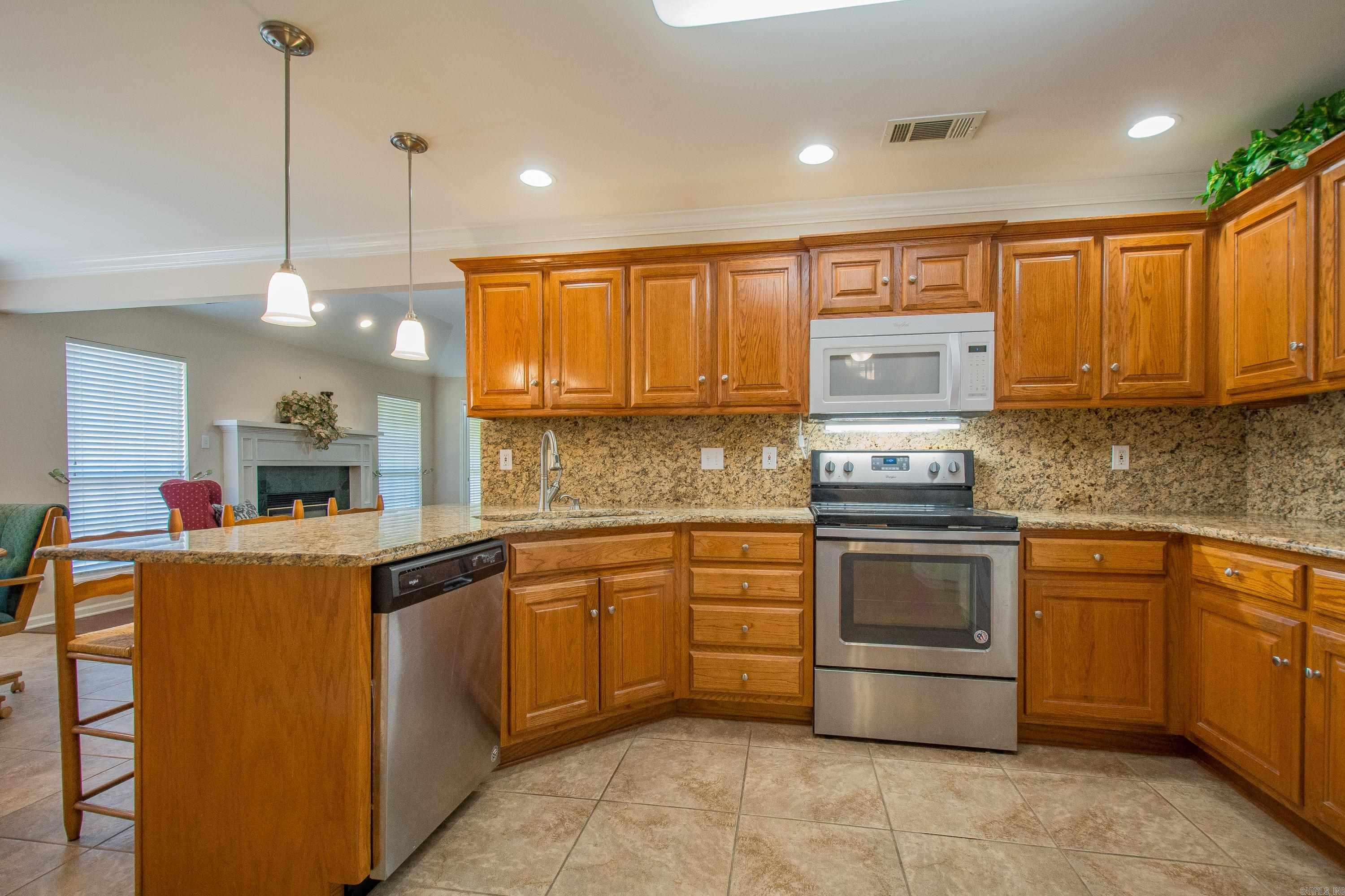 LEXINGTON PARK - Residential