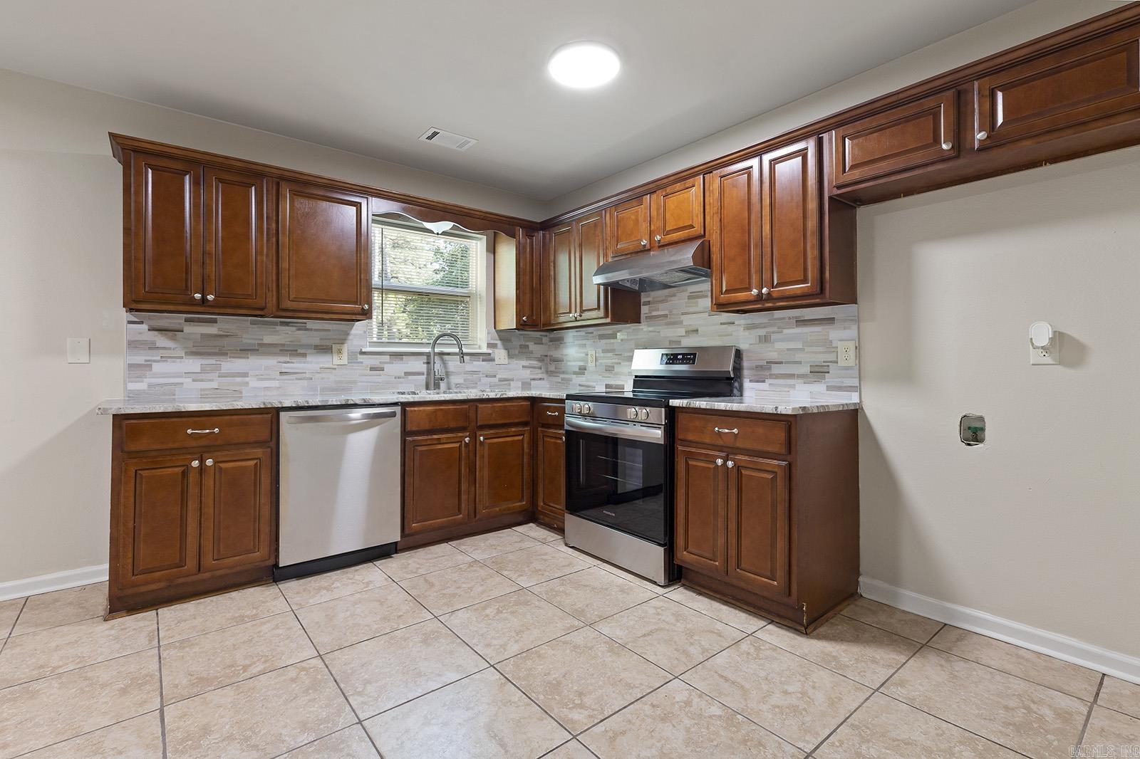 SAWMILL VILLAGE - Residential