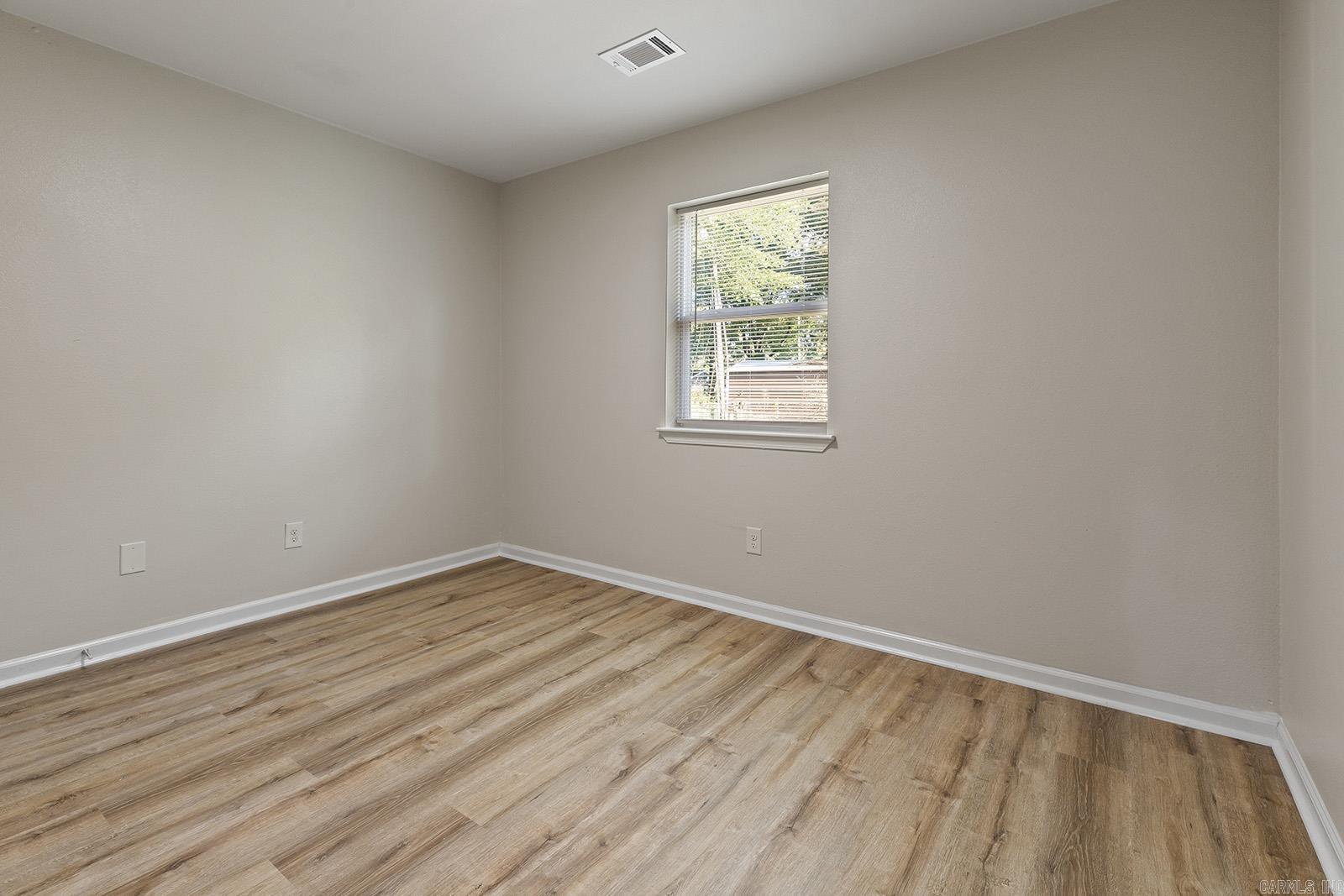 SAWMILL VILLAGE - Residential