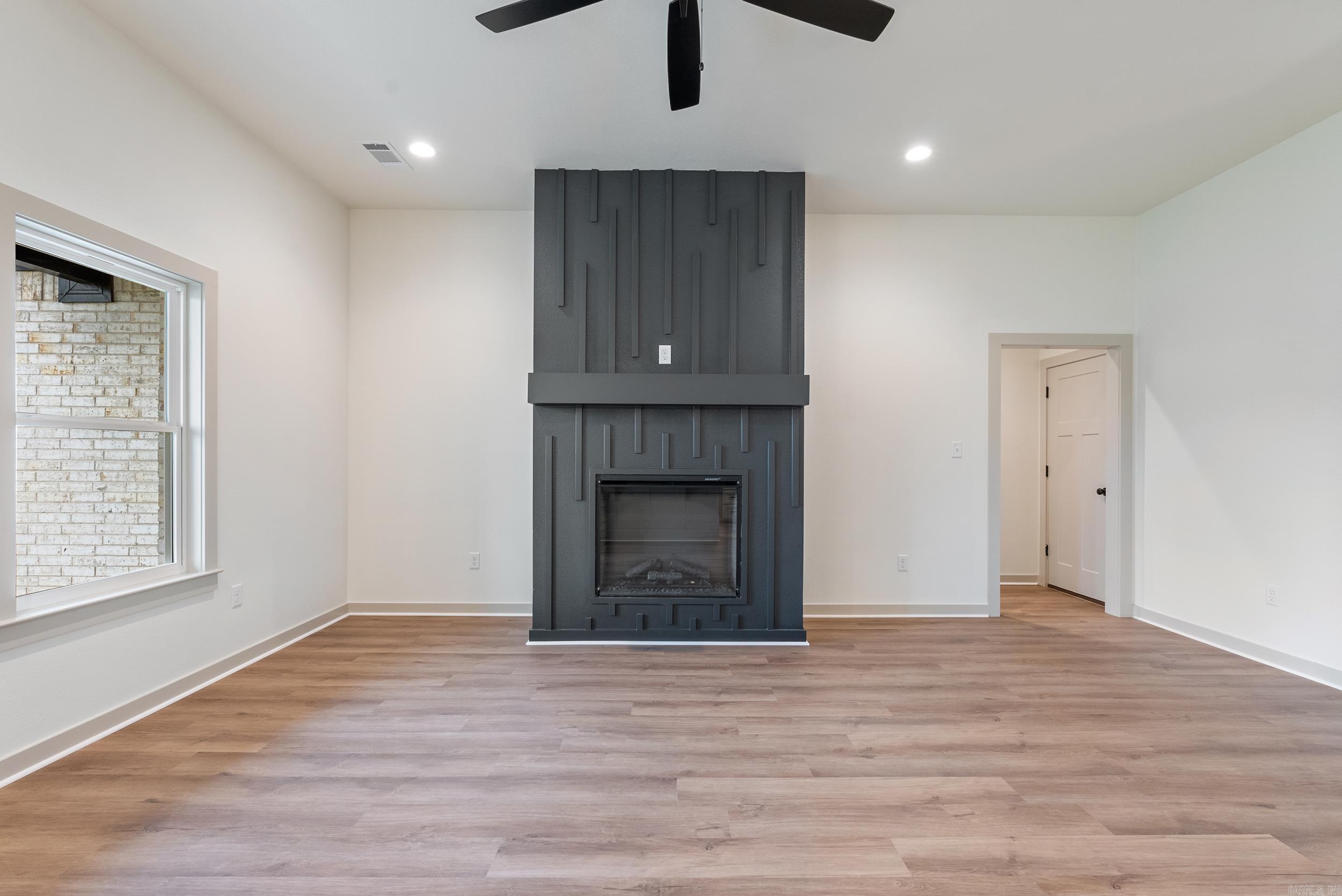 LEWIS COVE - Residential