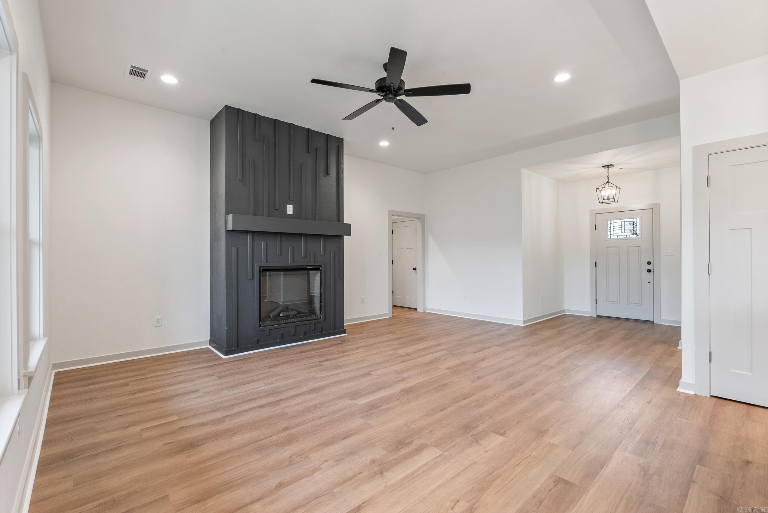 LEWIS COVE - Residential