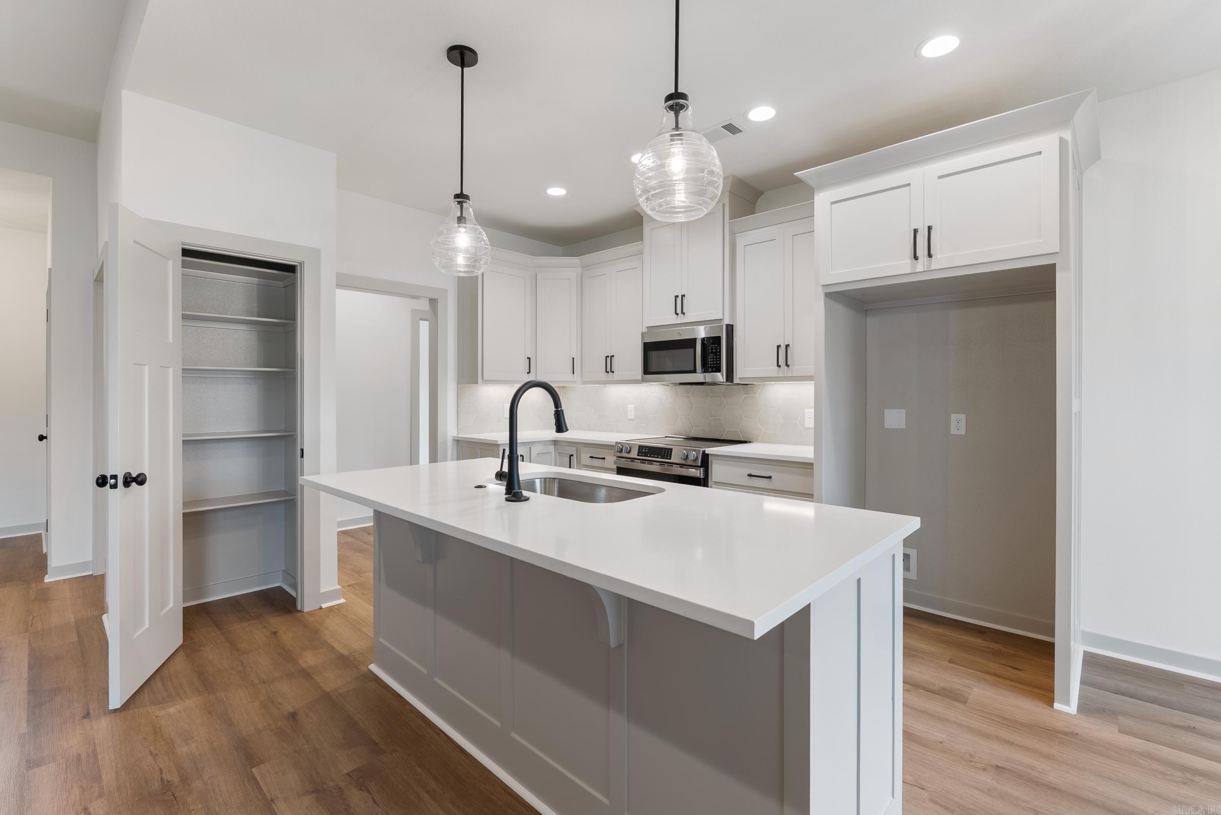 LEWIS COVE - Residential