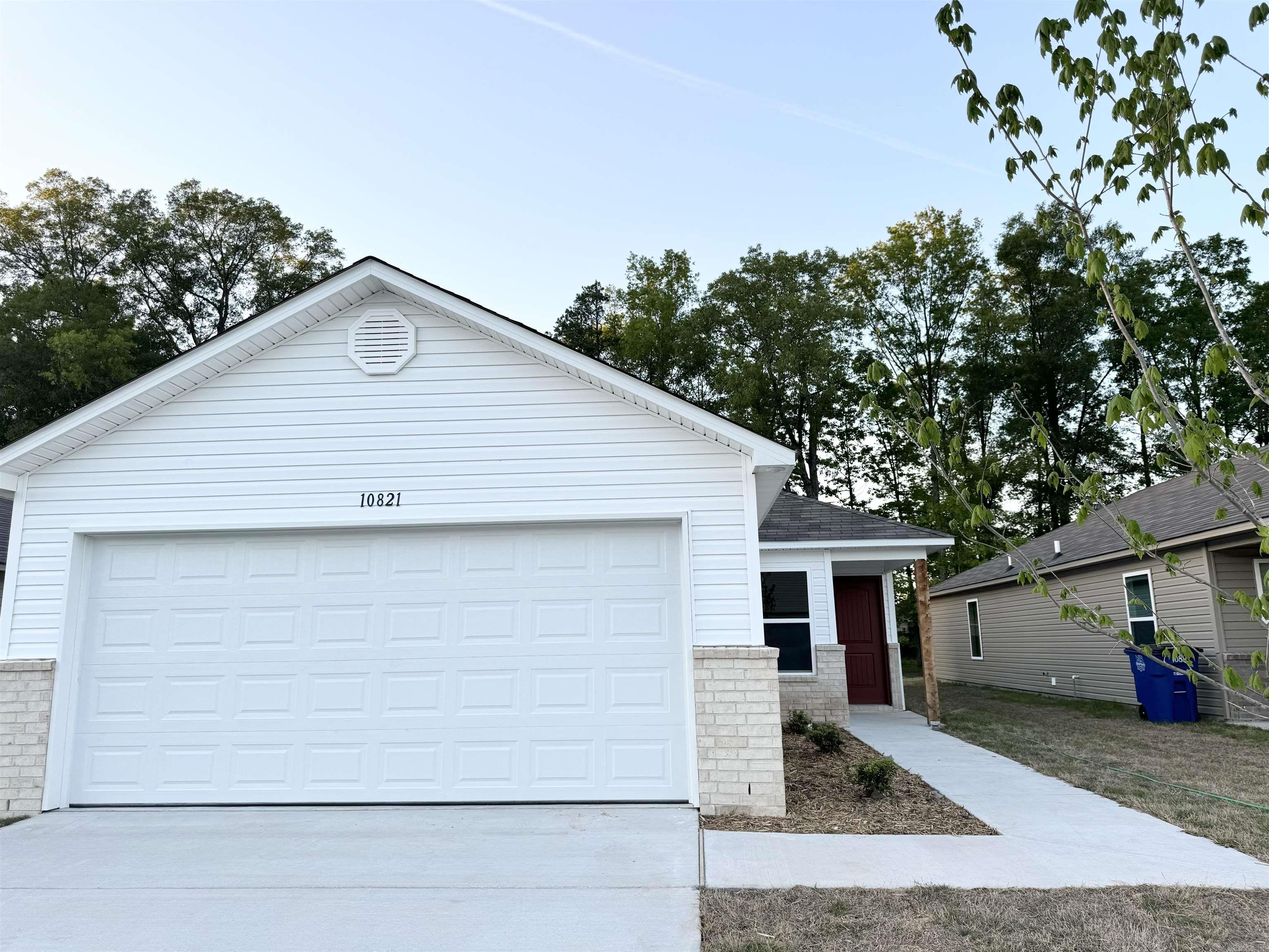 COUNTRY CLUB OF ARK THE - Residential