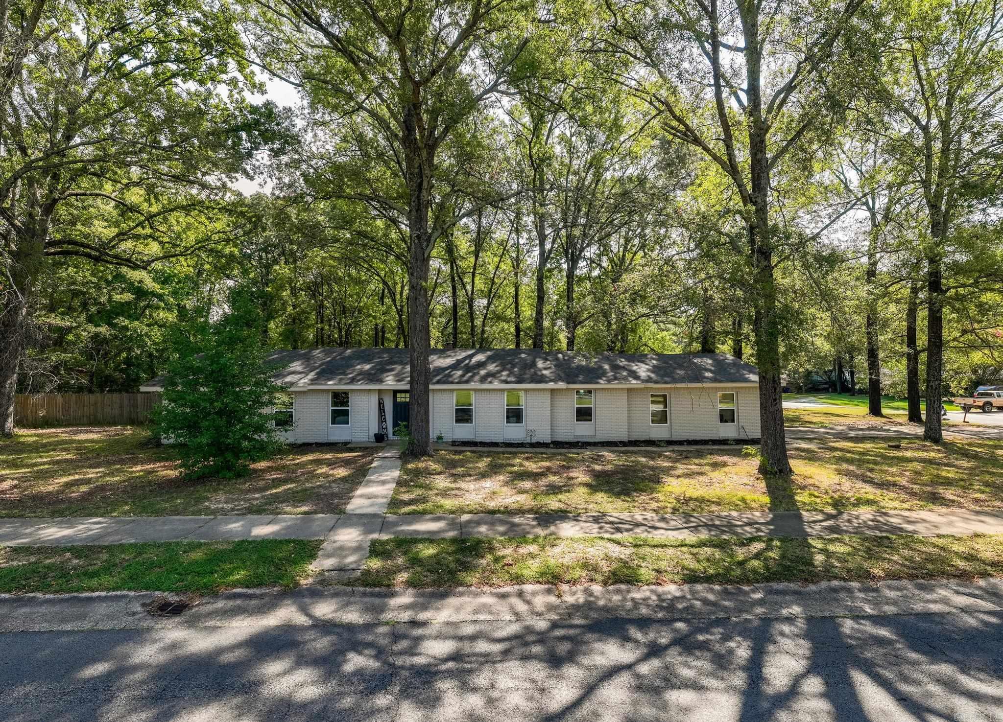 Step inside this beautifully remodeled 3-bedroom, 2-bath home with a 5 year old roof and a new HVAC system on the way! Freshly updated from top to bottom, this home is move-in ready and perfectly located close to shopping, dining, and more. Don’t miss your chance to see it—this one won’t last long!